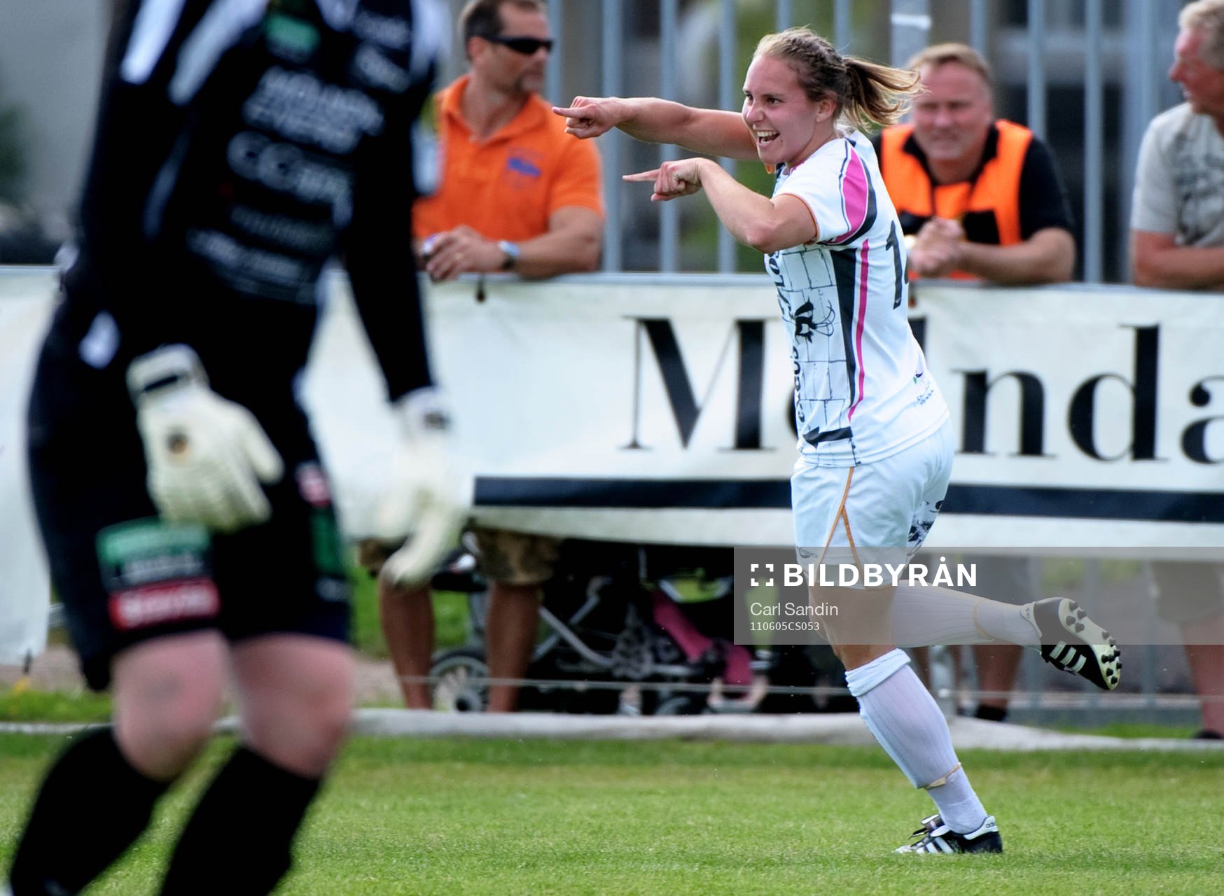 Manon Melis, Malmö, jubel
