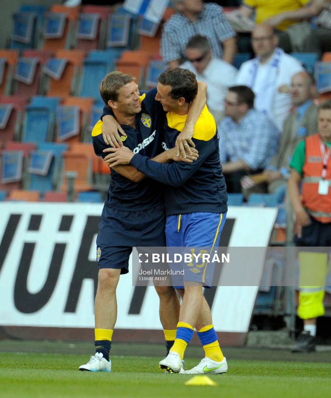 Marcus Allbäck, Players Manager skojar med Alexander