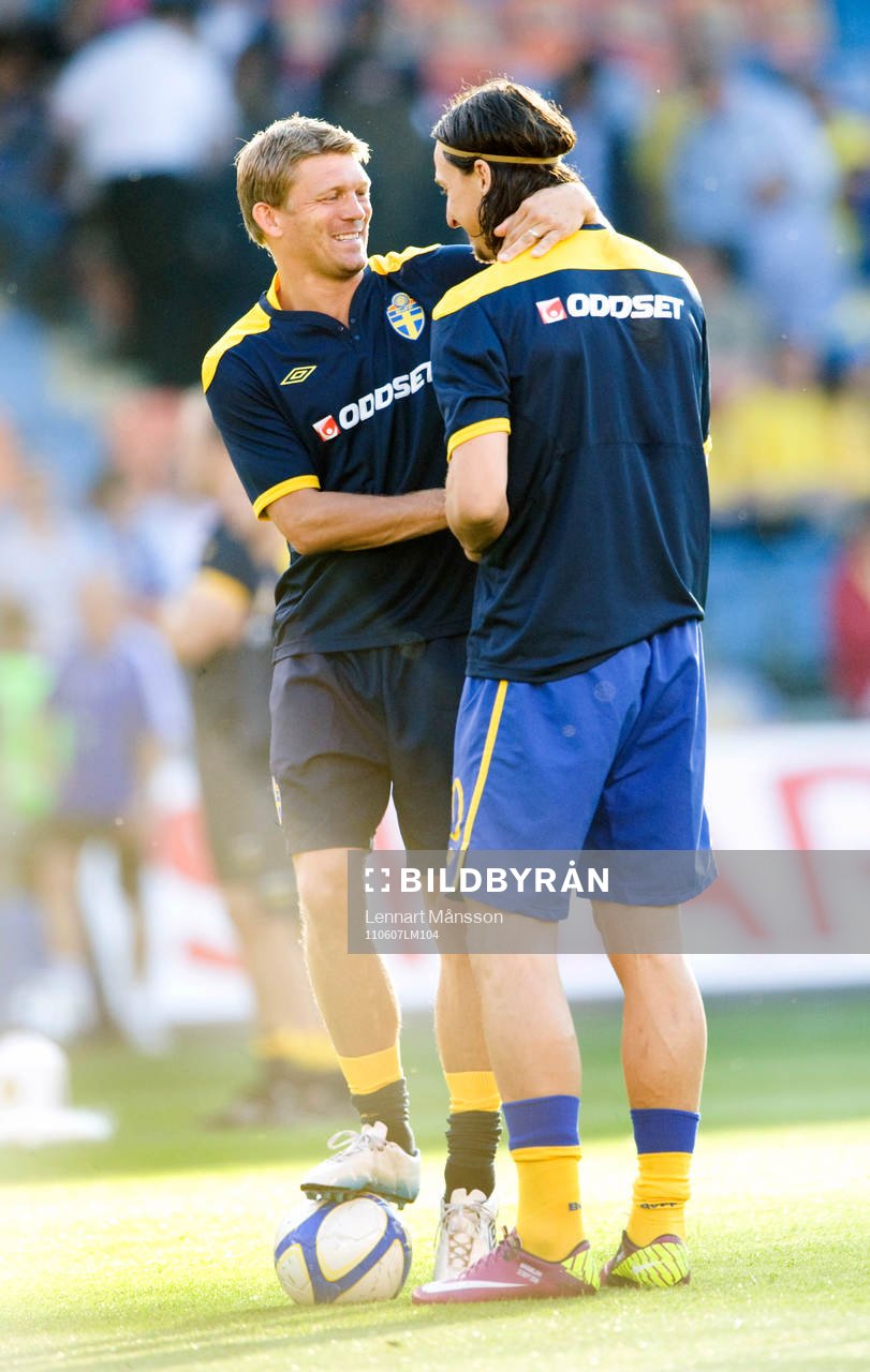 Uppvärmning, Marcus Allbäck brottas med Zlatan Ibrahimovic