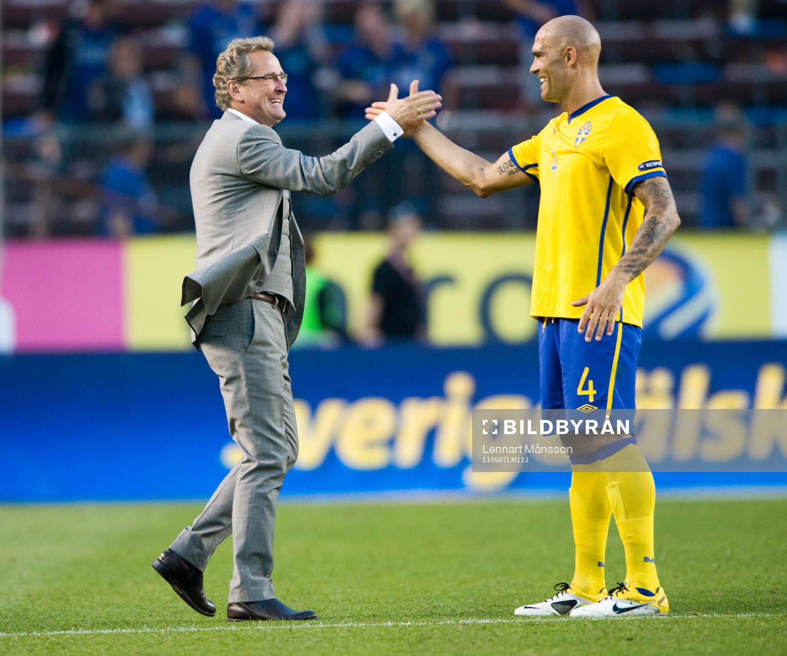 Erik Hamrén tackar Daniel Majstorovic, Sverige