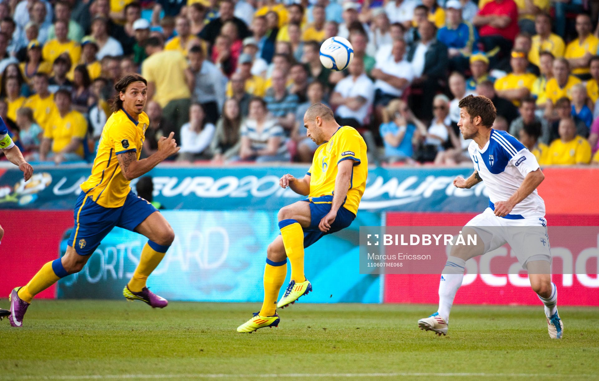 Emir Bajrami spelar fram Zlatan Ibrahimovic, Sverige