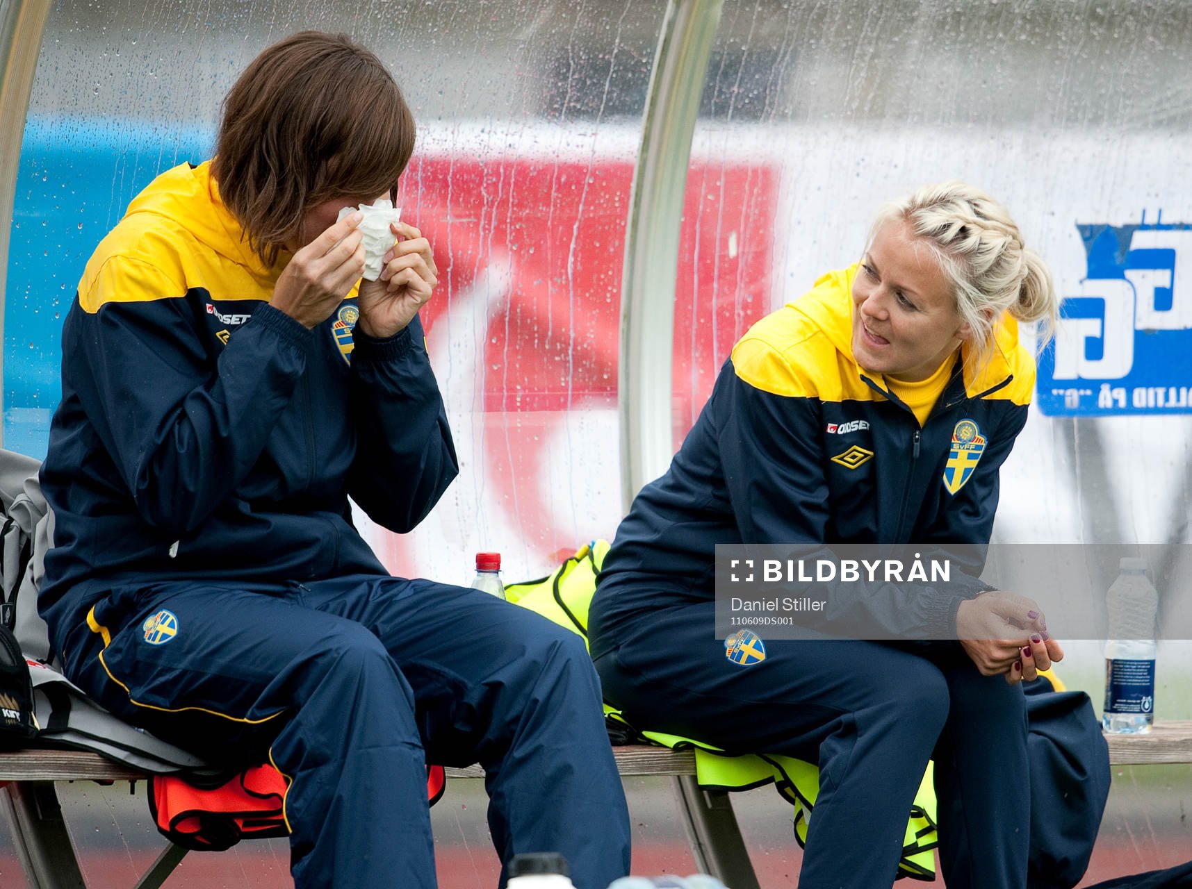 Sjukstugan i Svenska laget, Linda Forsberg och Josefine