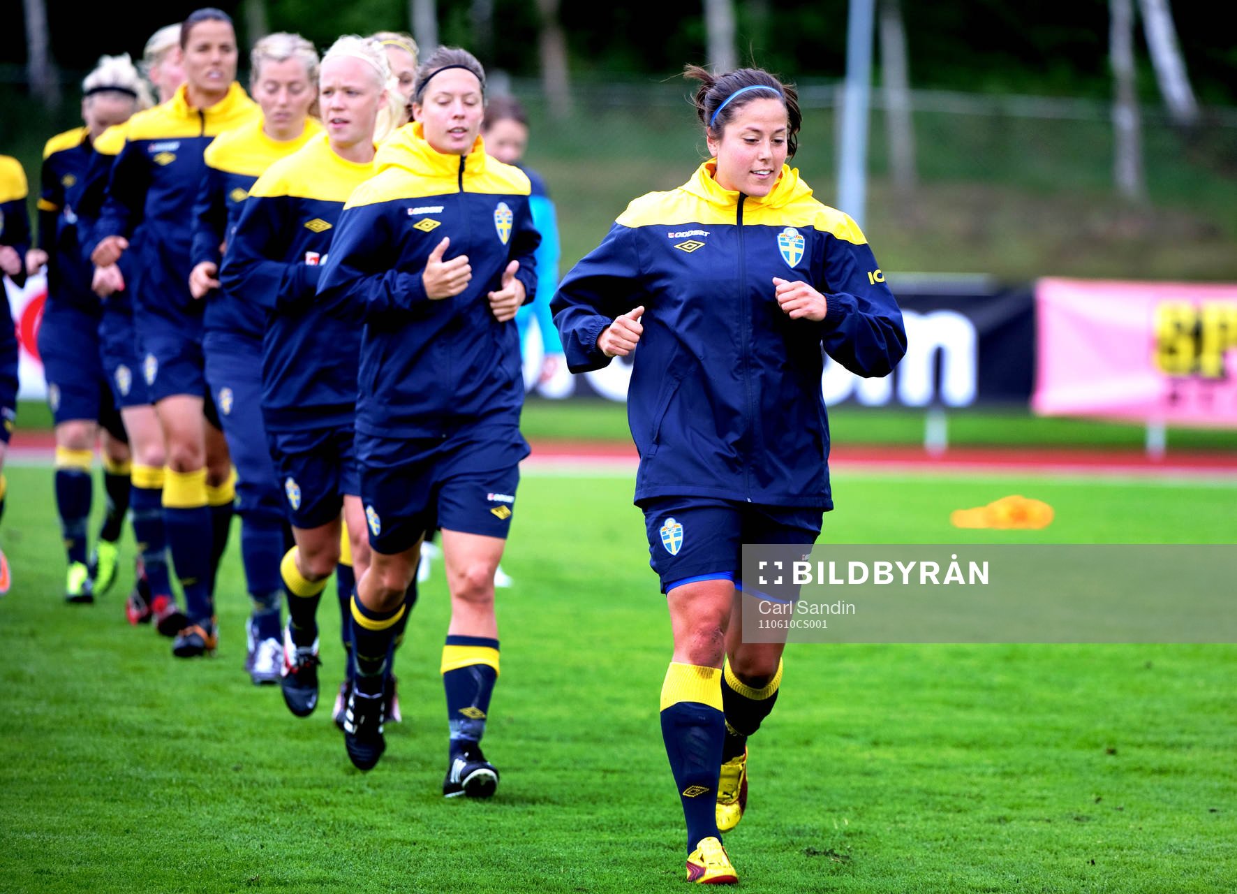 Fotboll, Dam, Sverige, Träning