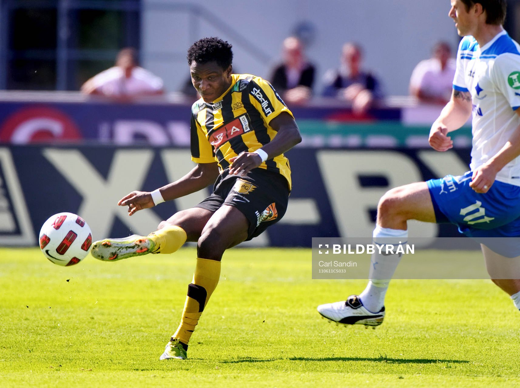 Dominic Chatto, Häcken