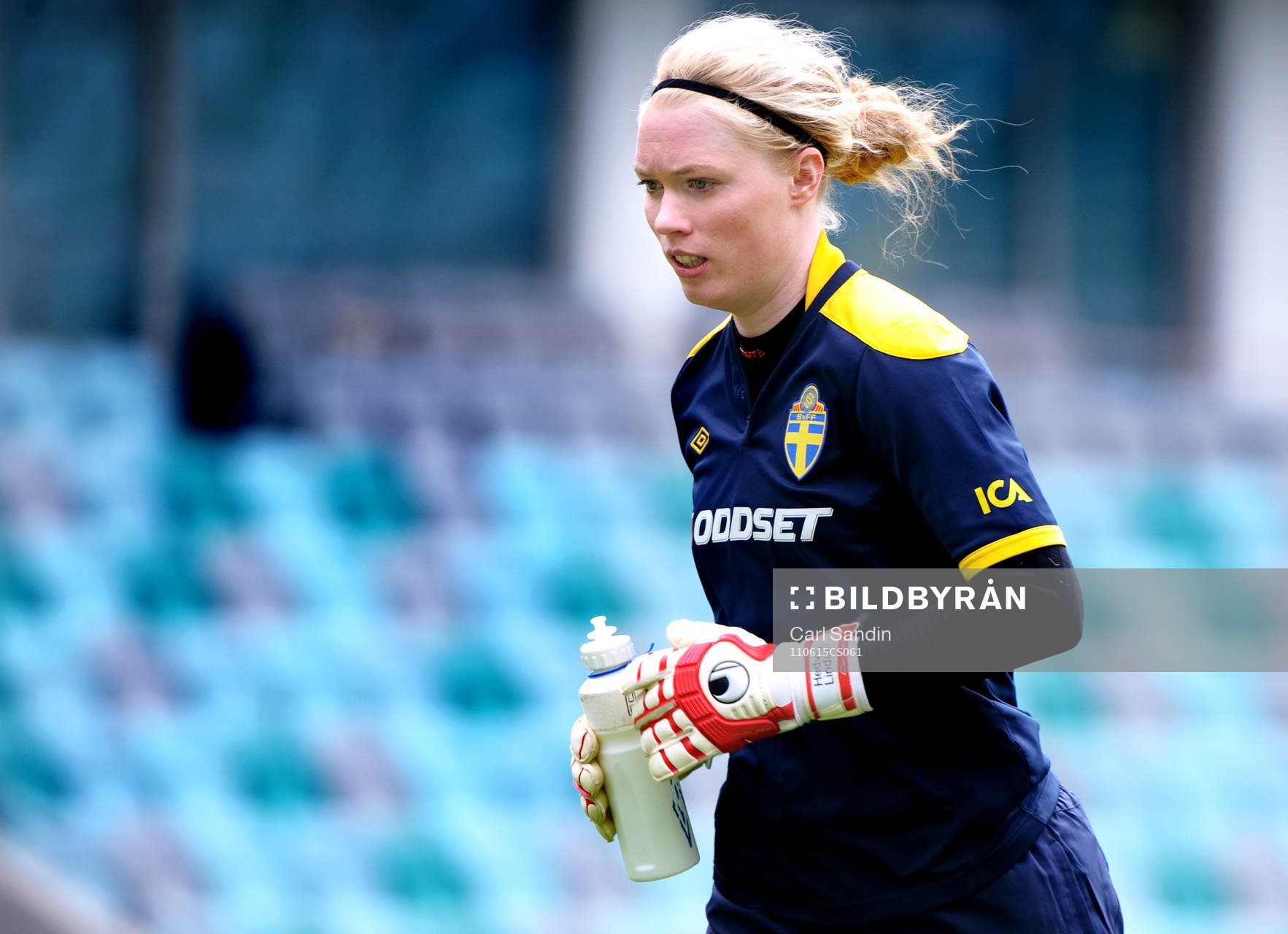 Hedvig Lindahl, målvakt