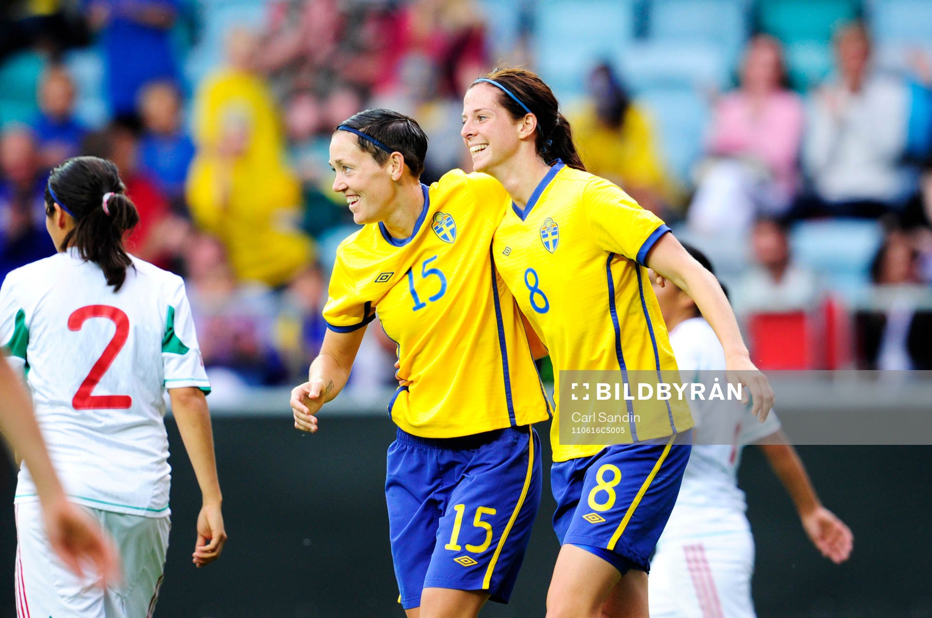 Therese Sjögran och Lotta Schelin, Sverige, glädje, jubel