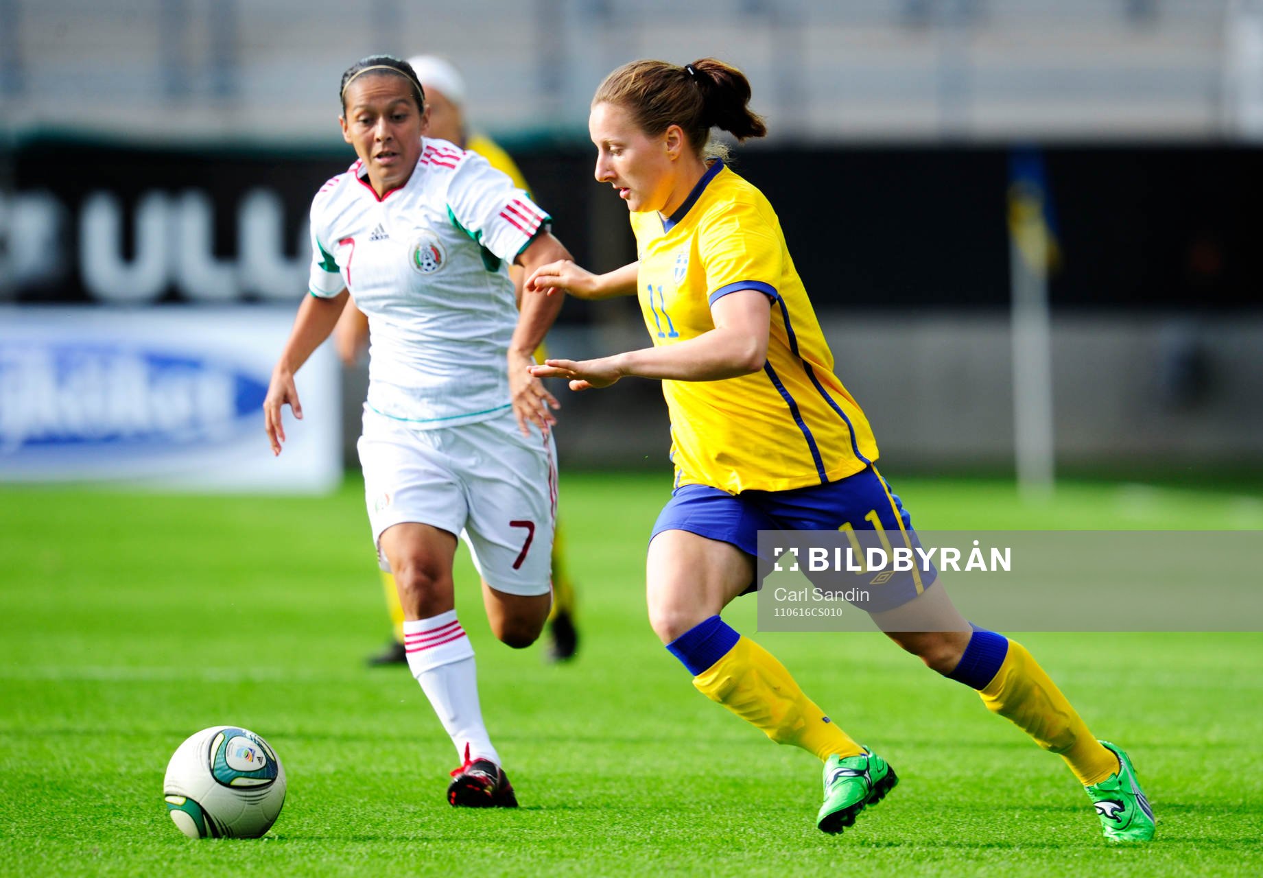 Evelyn Lopez, Mexico och Antonia Göransson, Sverige