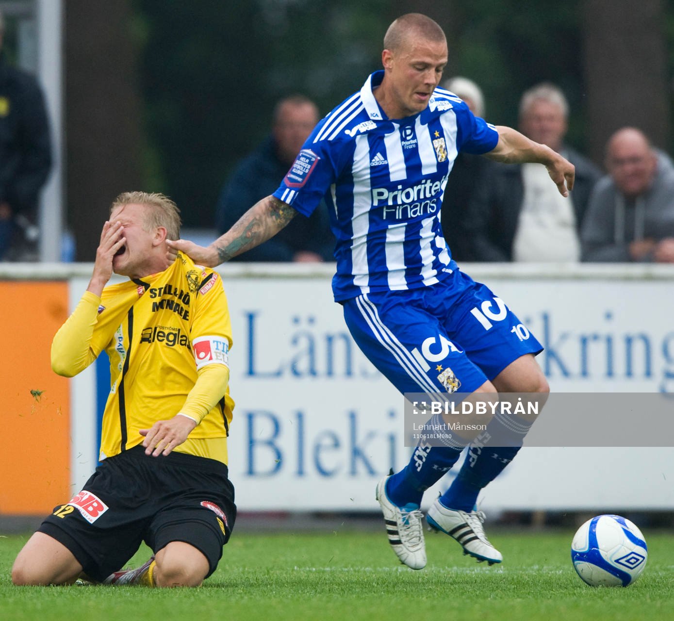 Mjällby åkte på en snyting, här David Löfquist,