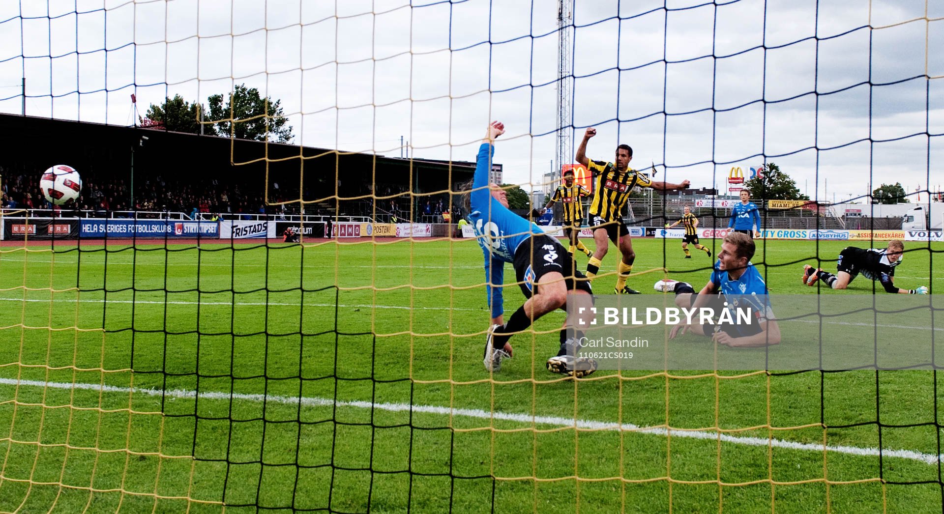 Josef Karlsson, Häcken, 1-0