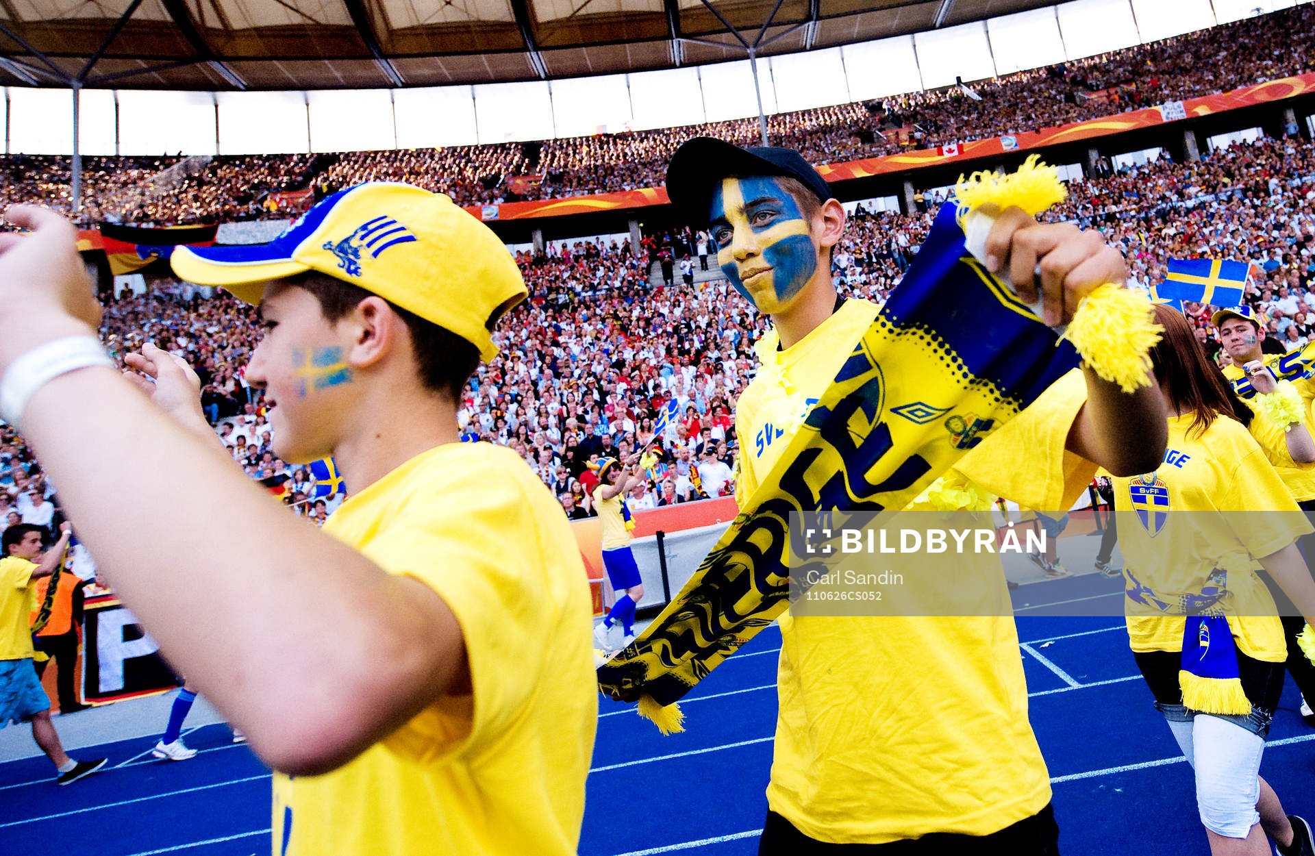 Svensk supporter, invigning