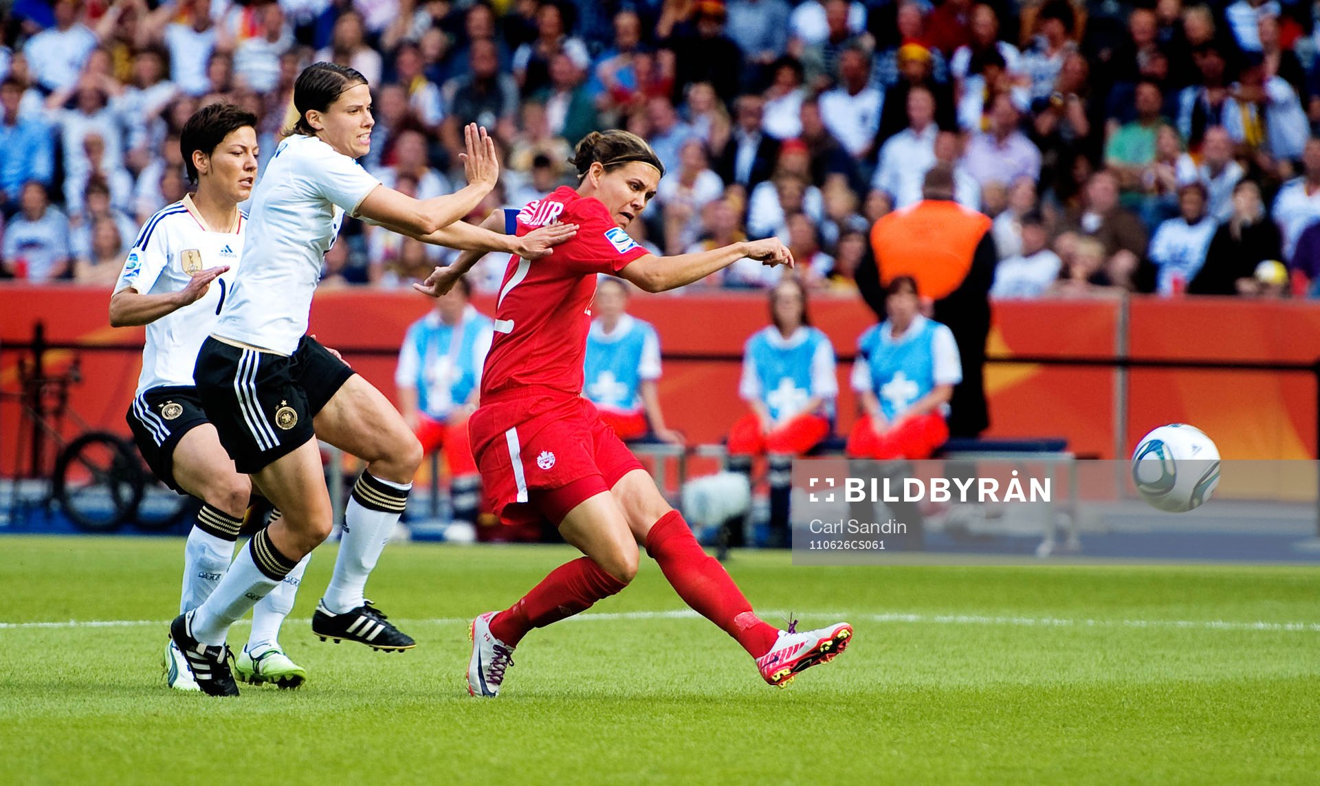 Christine Sinclair, Kanada