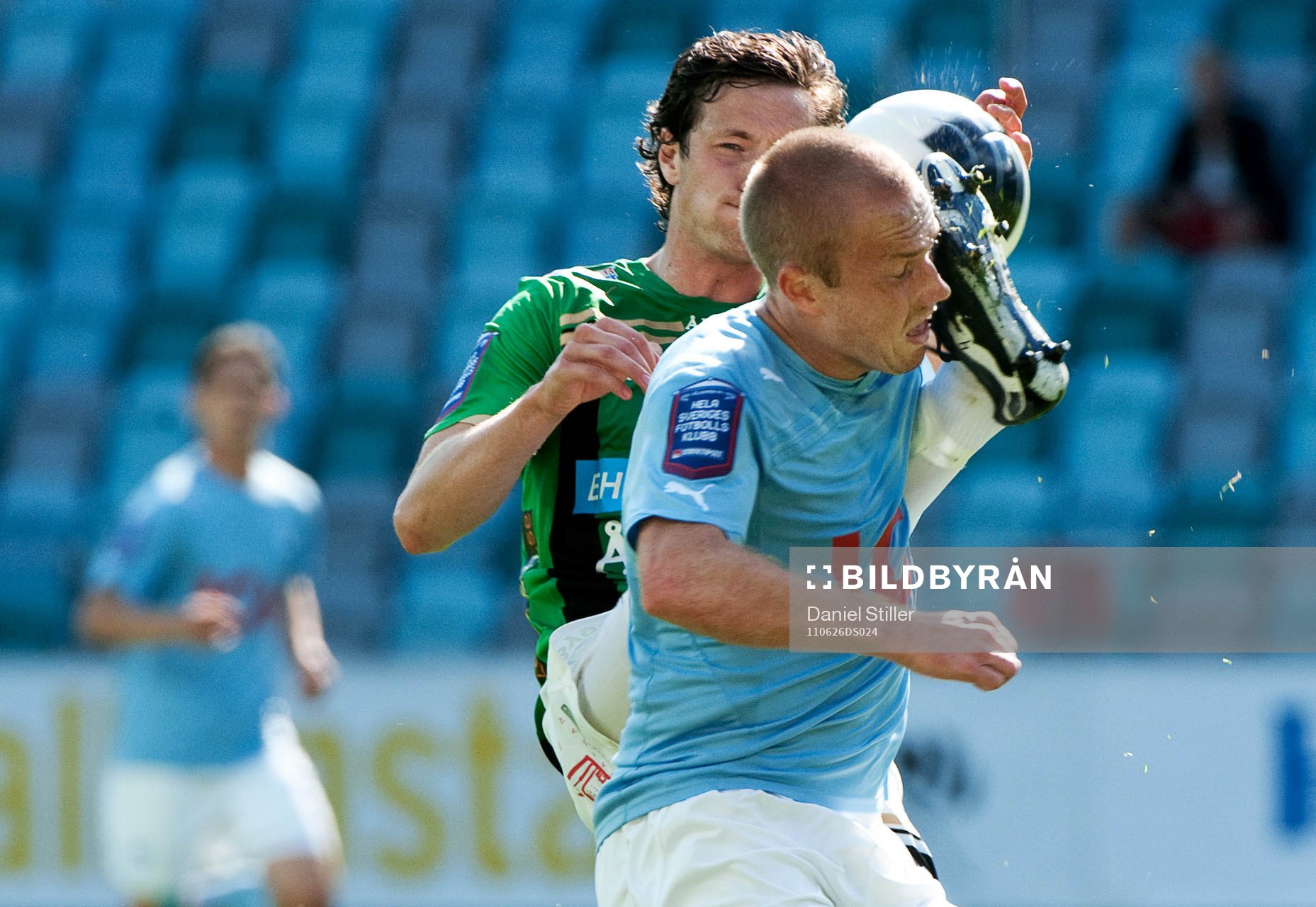 Hallgrímur Jónasson, GAIS ger Daniel Larsson, Malmö FF,
