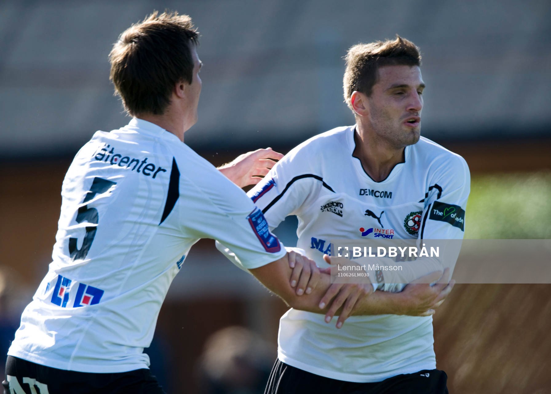  2-1 Valdet Rama, som grattas av Per Johansson Örebro