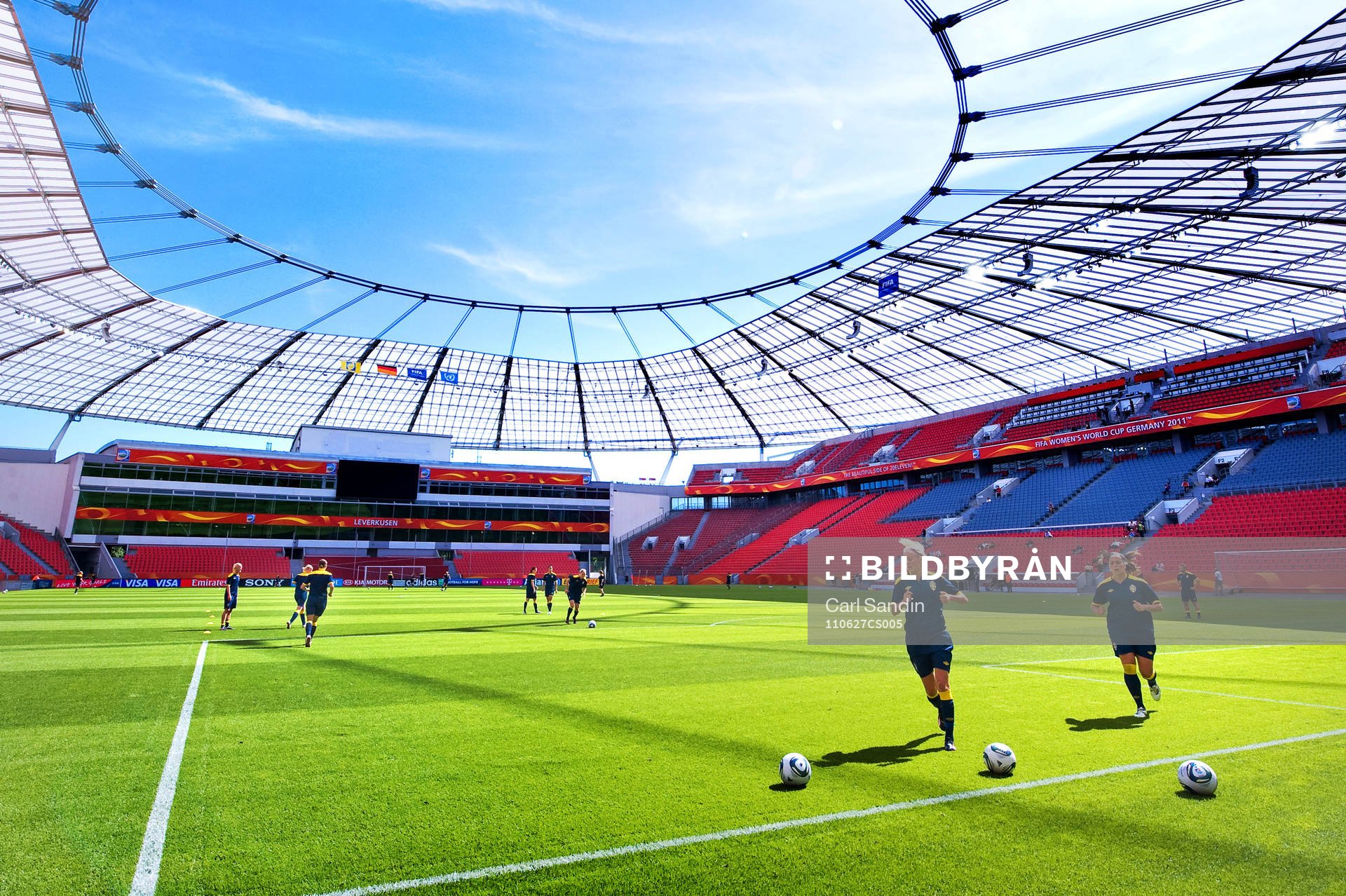 Bay Arena. Stadion