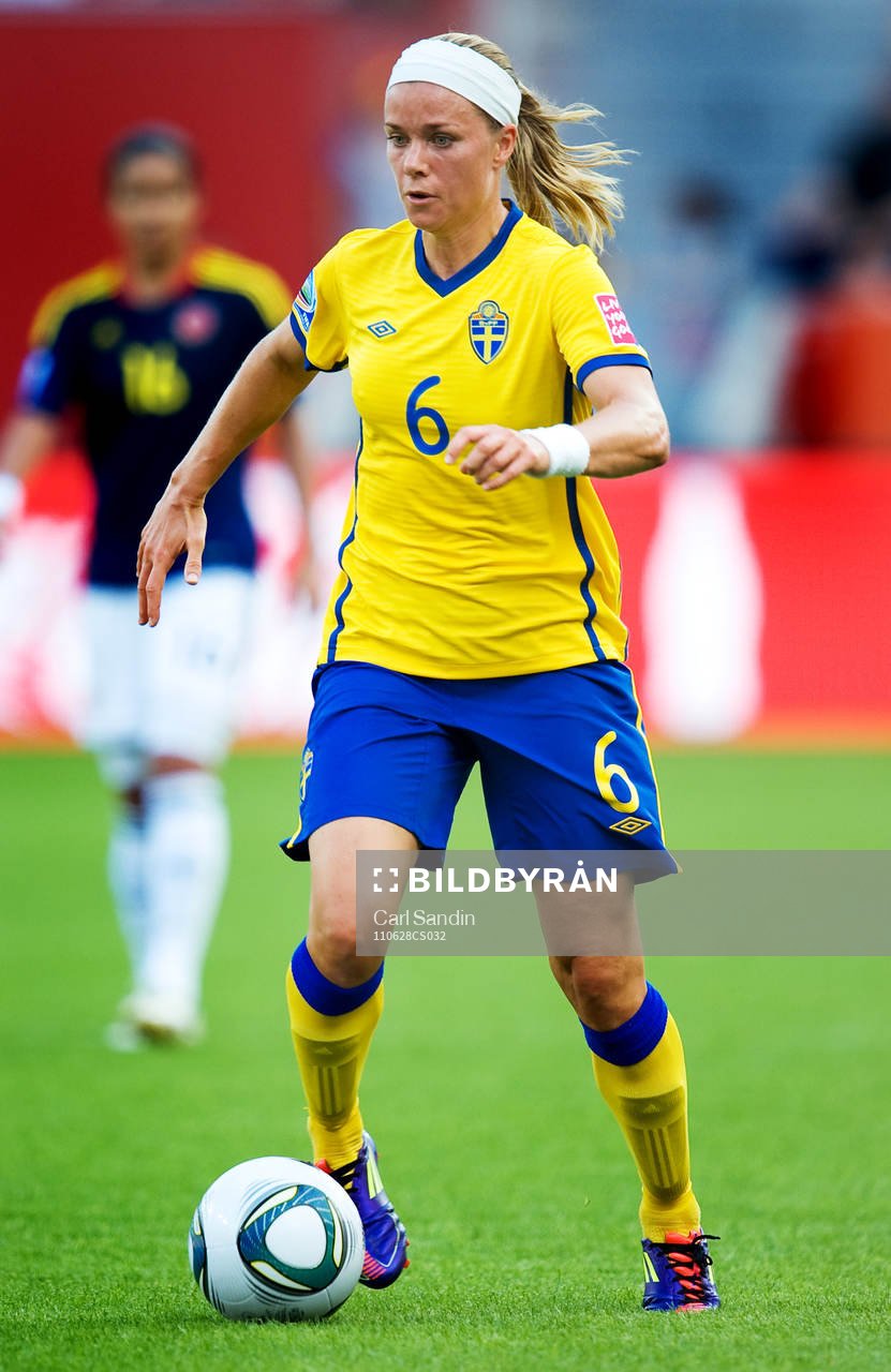 Sara Thunebro, Sverige
