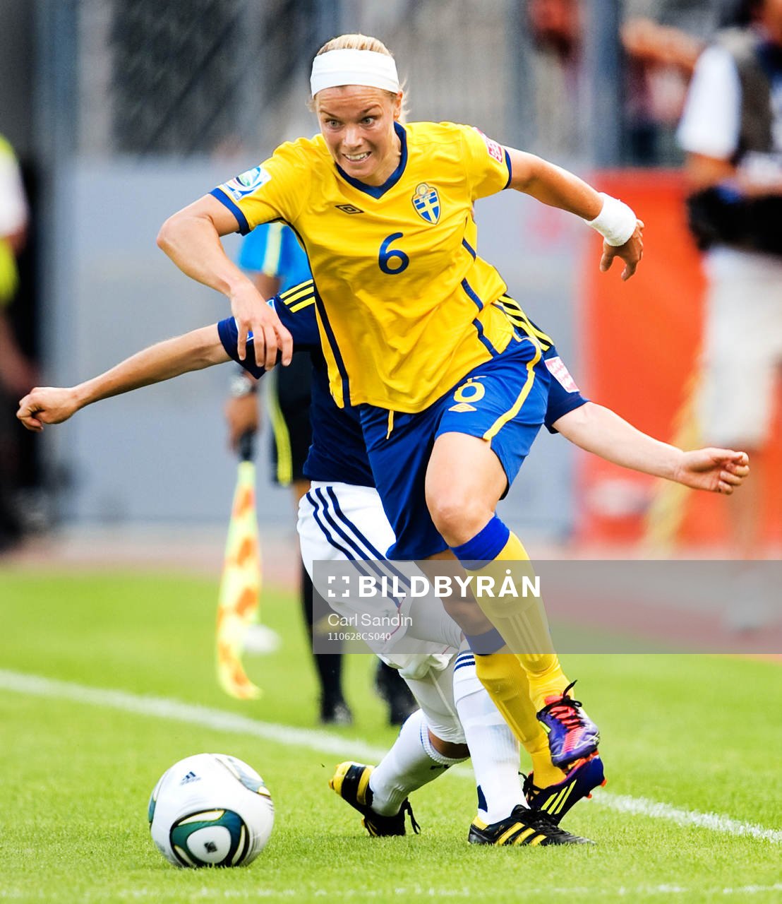 Sara Thunebro, Sverige