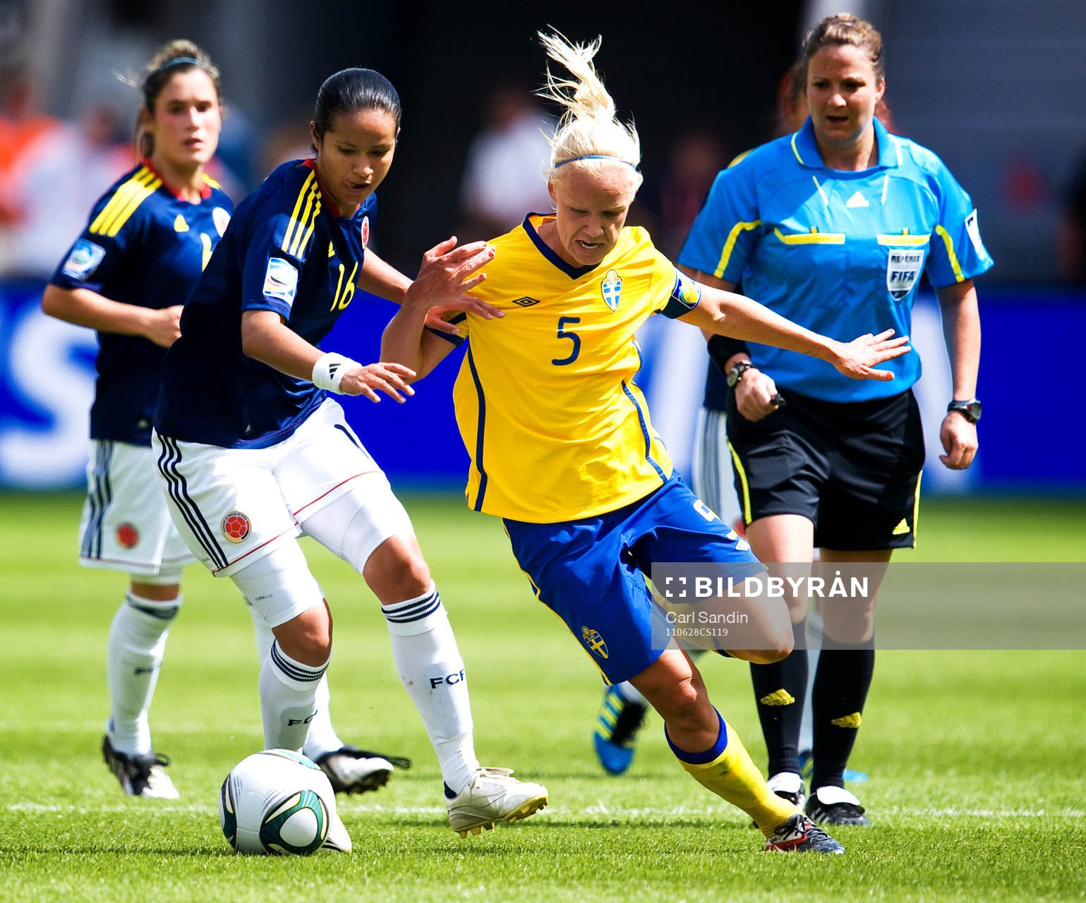 Lady Andrade, Colombia, Caroline Seger, Sverige