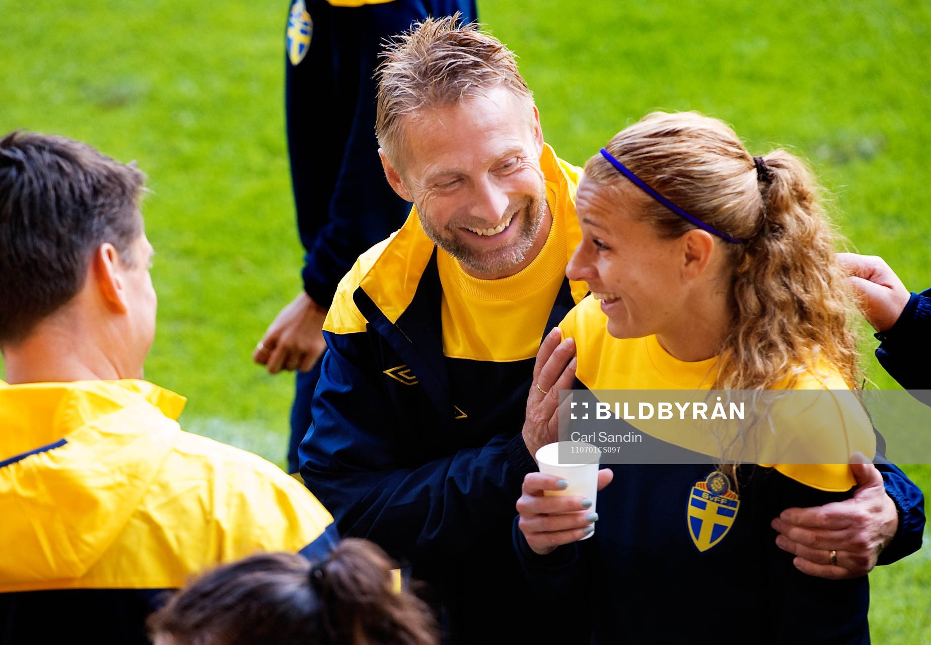 Thomas Dennerby, förbundskapten, Charlotte Rohlin