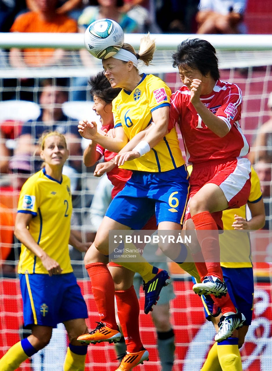 Sara Thunebro, Sverige