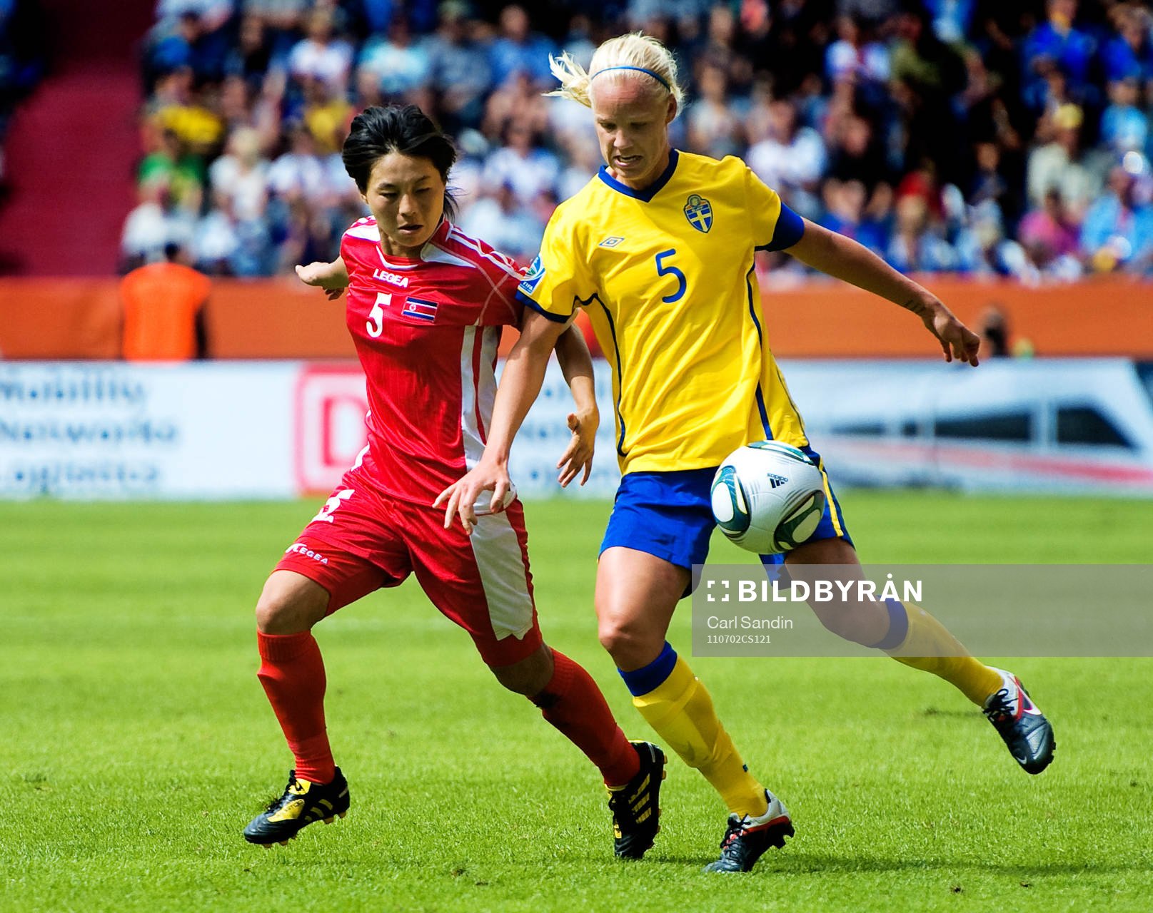 Jong Sun Song, Nordkorea, Caroline Seger, Sverige