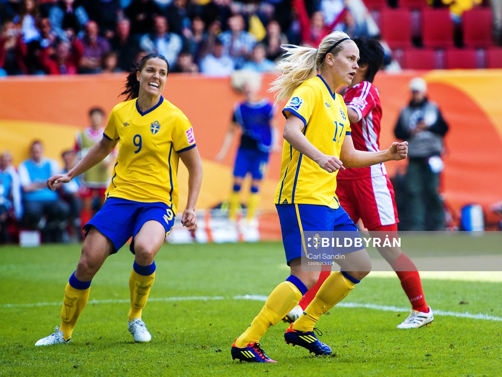Jessica Landström, Lisa Dahlkvist, Sverige, jubel