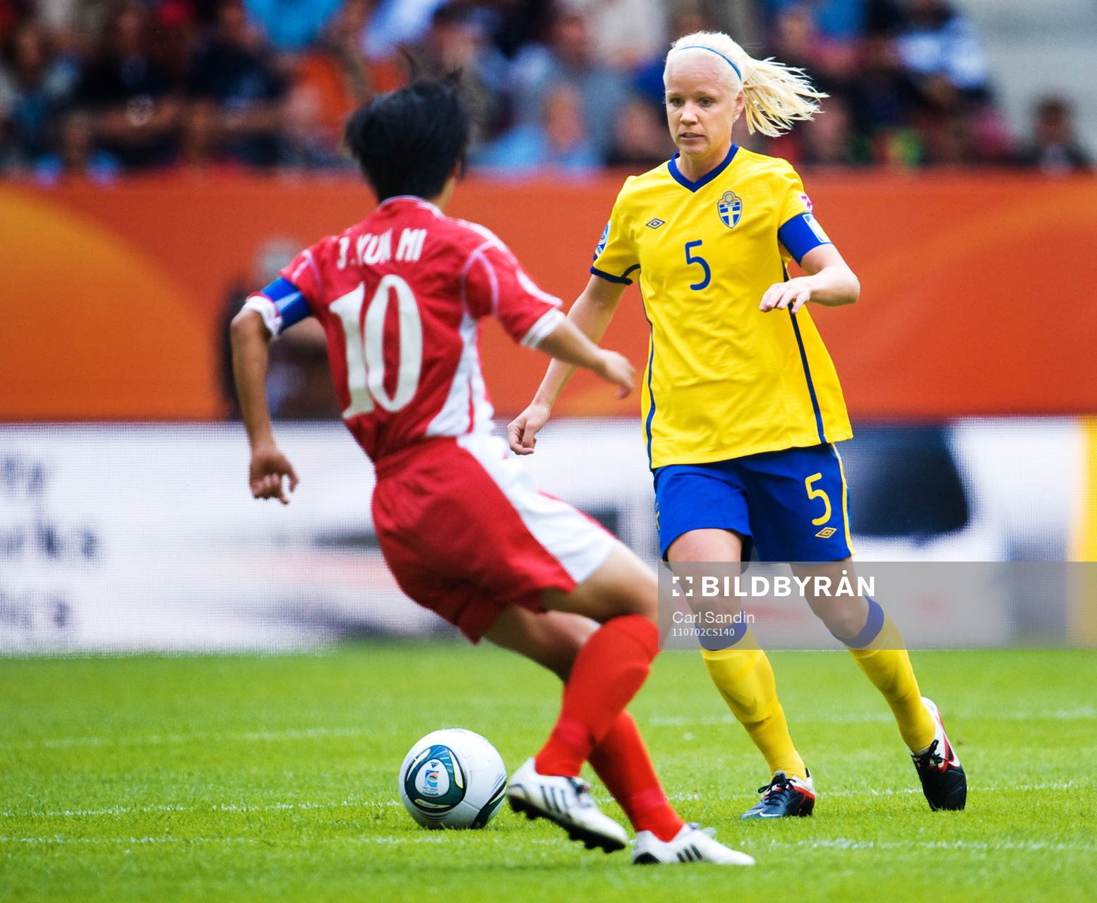 Caroline Seger, Sverige