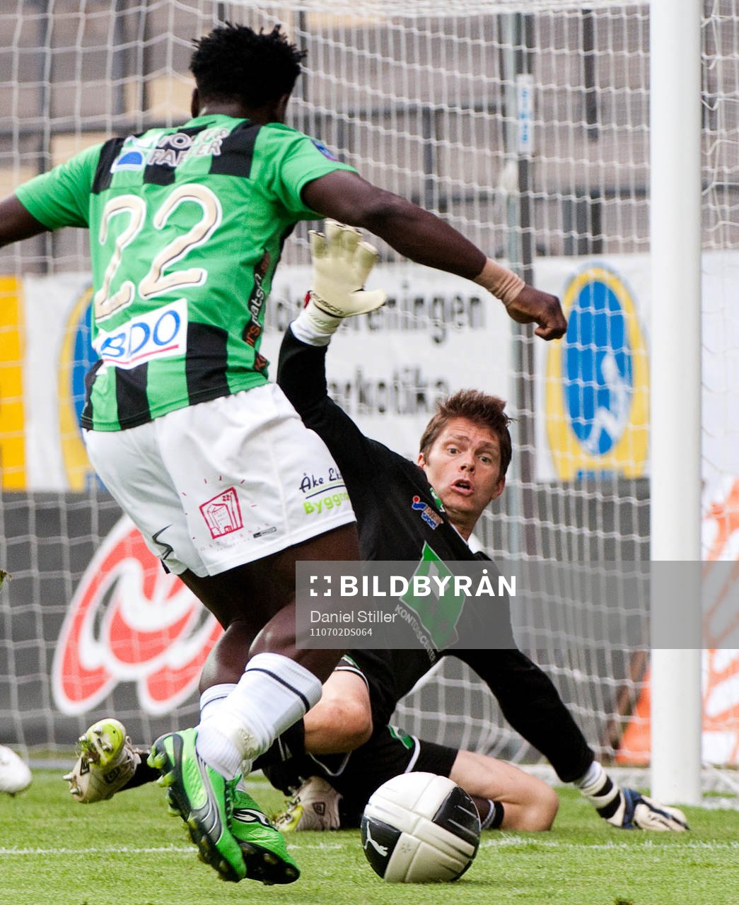 Razak Omotoyossi, GAIS, Mattias Hugosson, målvakt Gefle