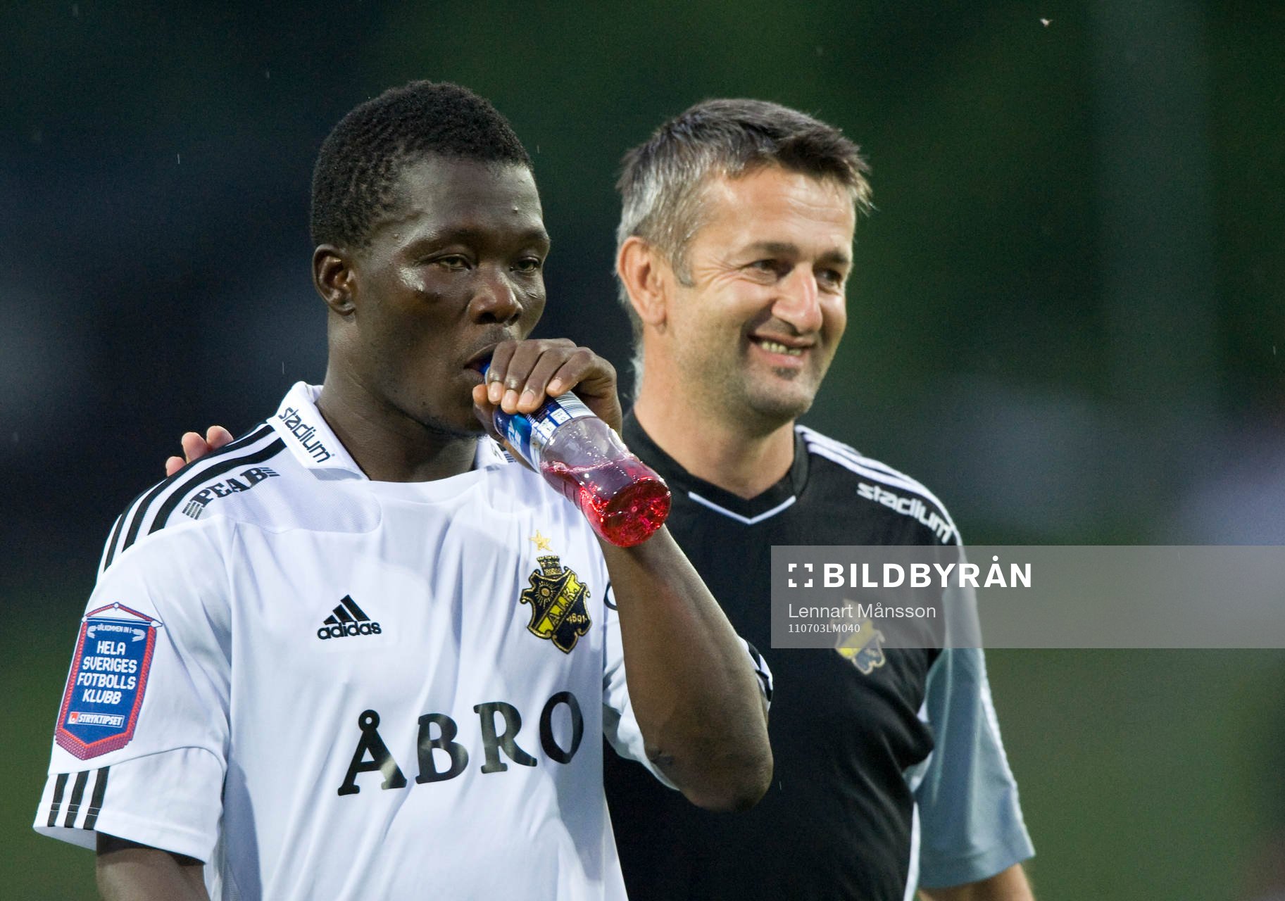 Ibrahim Bangura och Nebojsa Novakovic, assisterande tränare