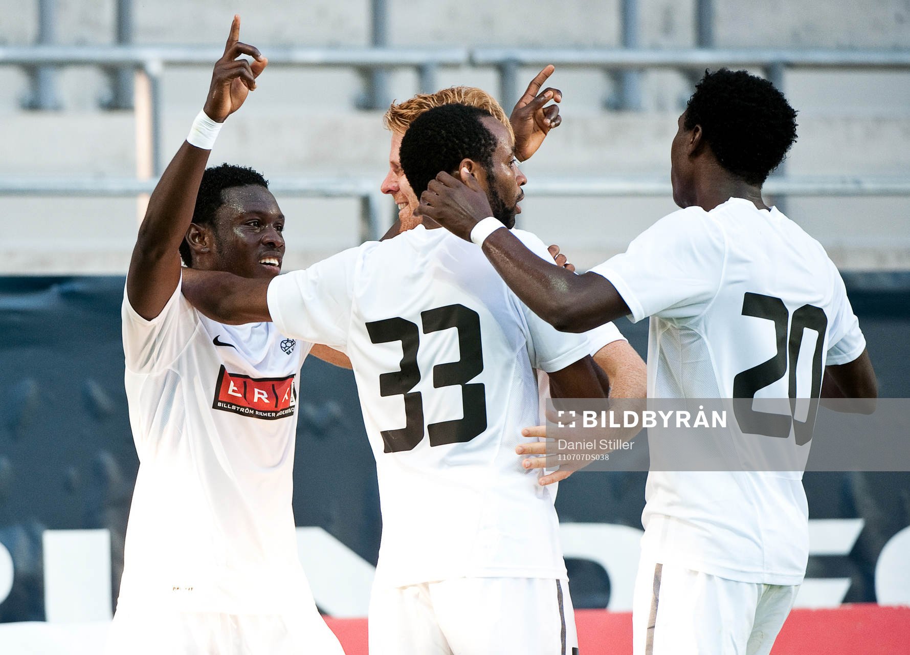 Majeed Waris, Häcken, jubel