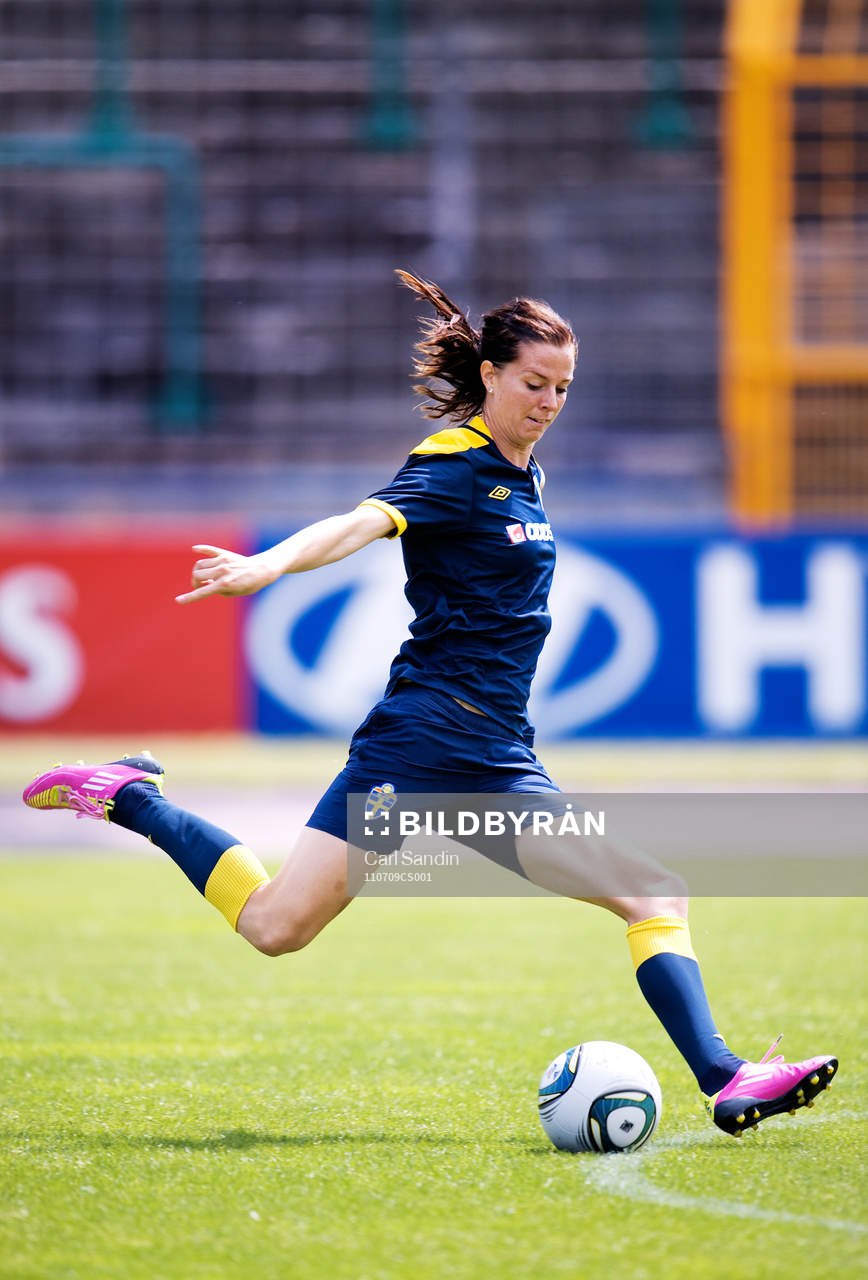 Lotta Schelin