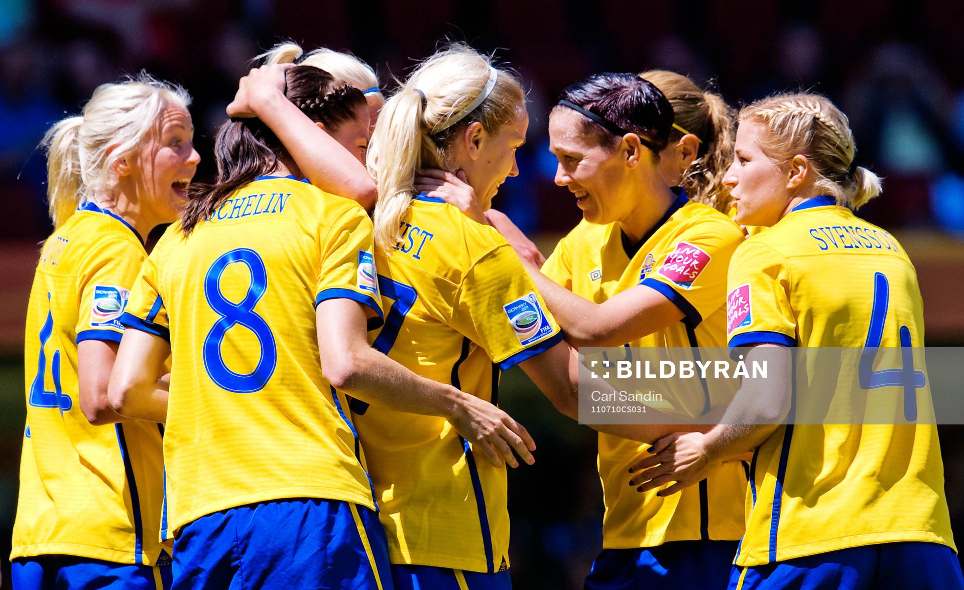 Lisa Dahlkvist, Therese Sjögran, Sverige, jubel