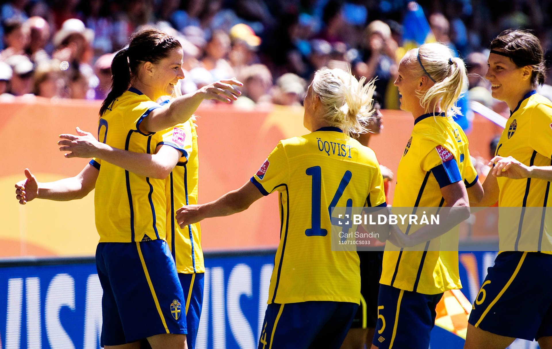 Lotta Schelin, Sverige, jubel