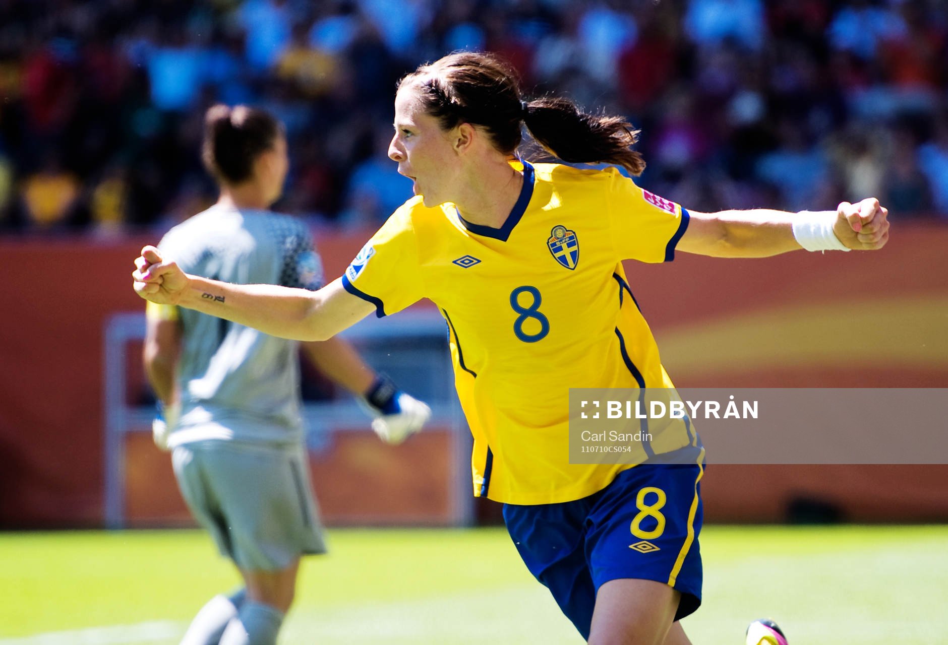 Lotta Schelin, Sverige, jubel