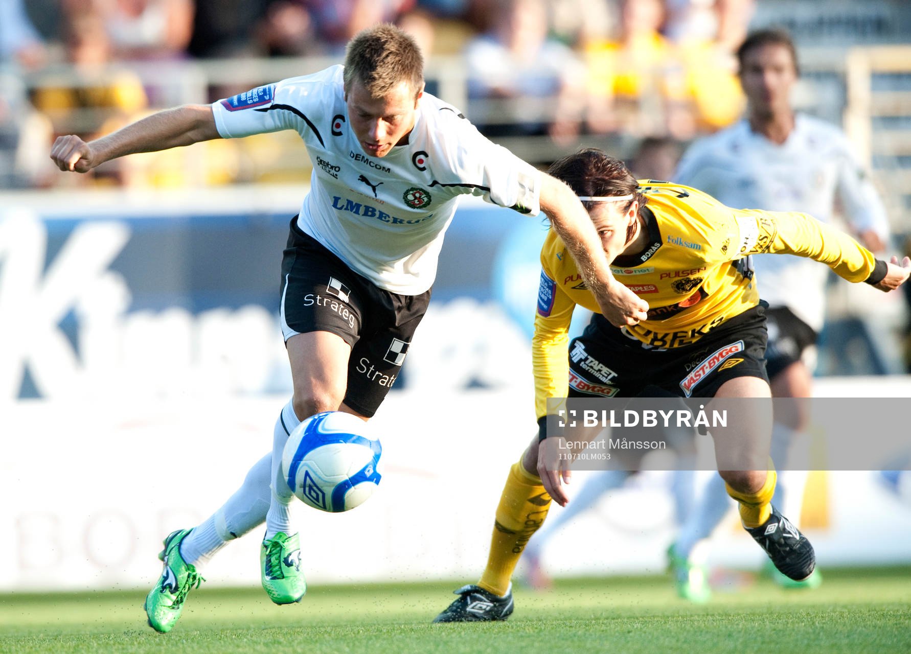 Tommy Wirtanen, Örebro jagas av Stefan Ishizaki, Elfsborg