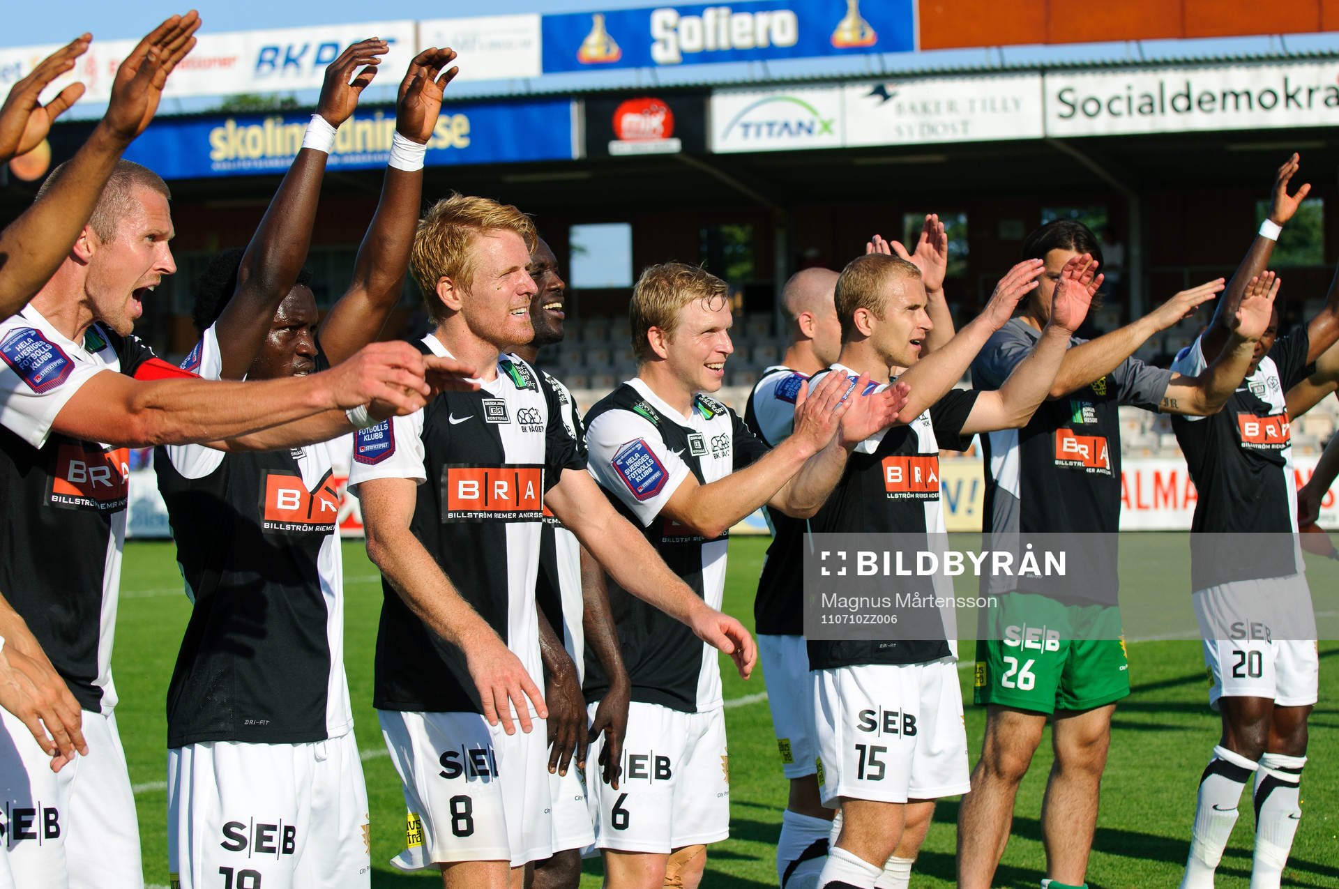 Häcken tackar sin klack