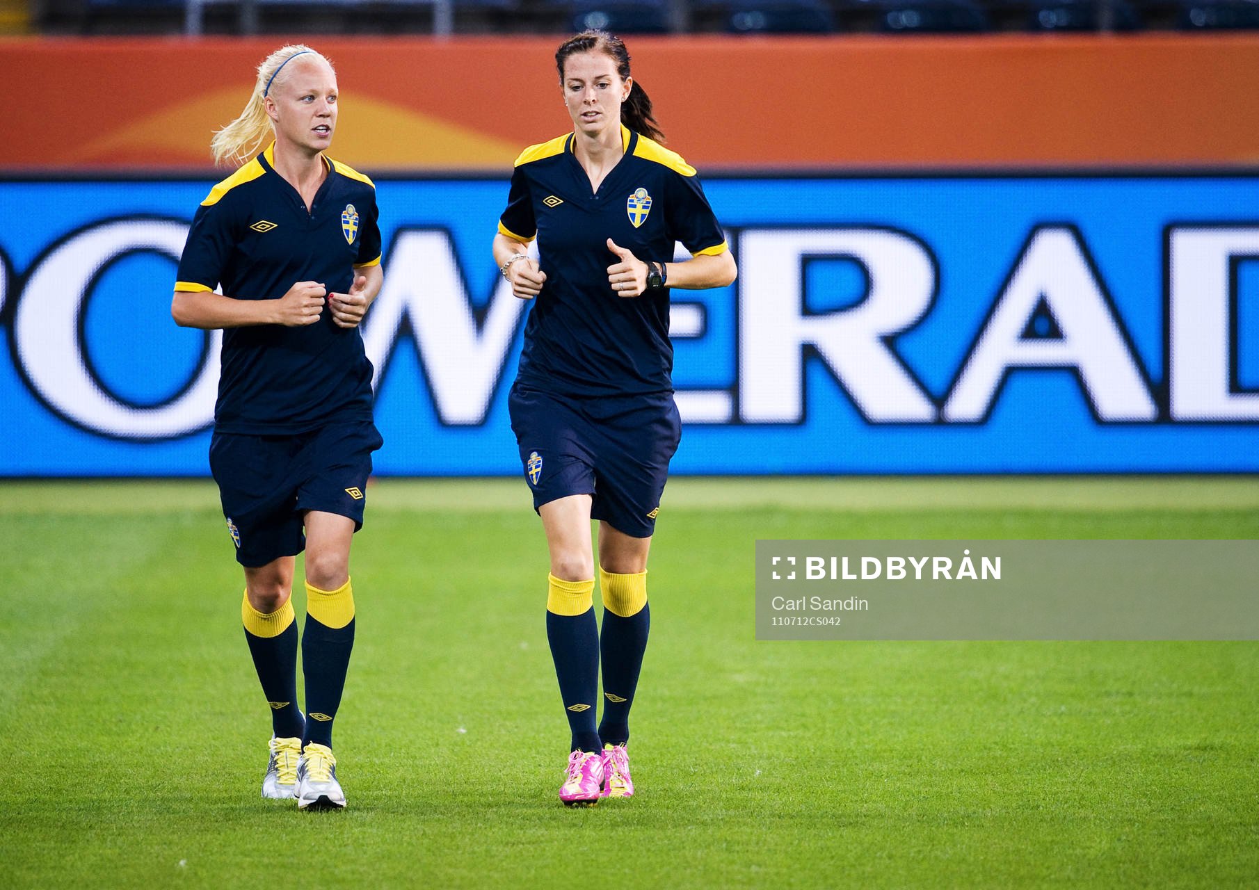 Caroline Seger, Lotta Schelin