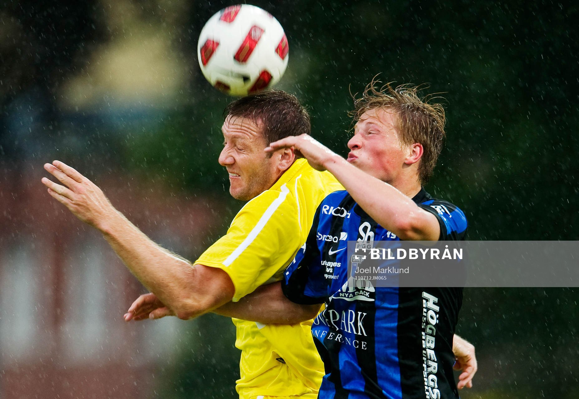 Steve Howard, Leicester, och Kim Skoglund, Sirius, i