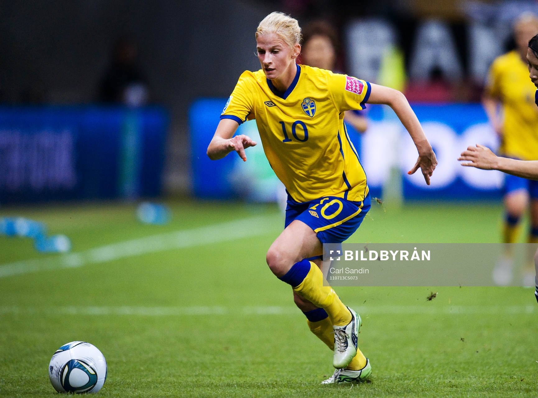 Sofia Jakobsson, Sverige