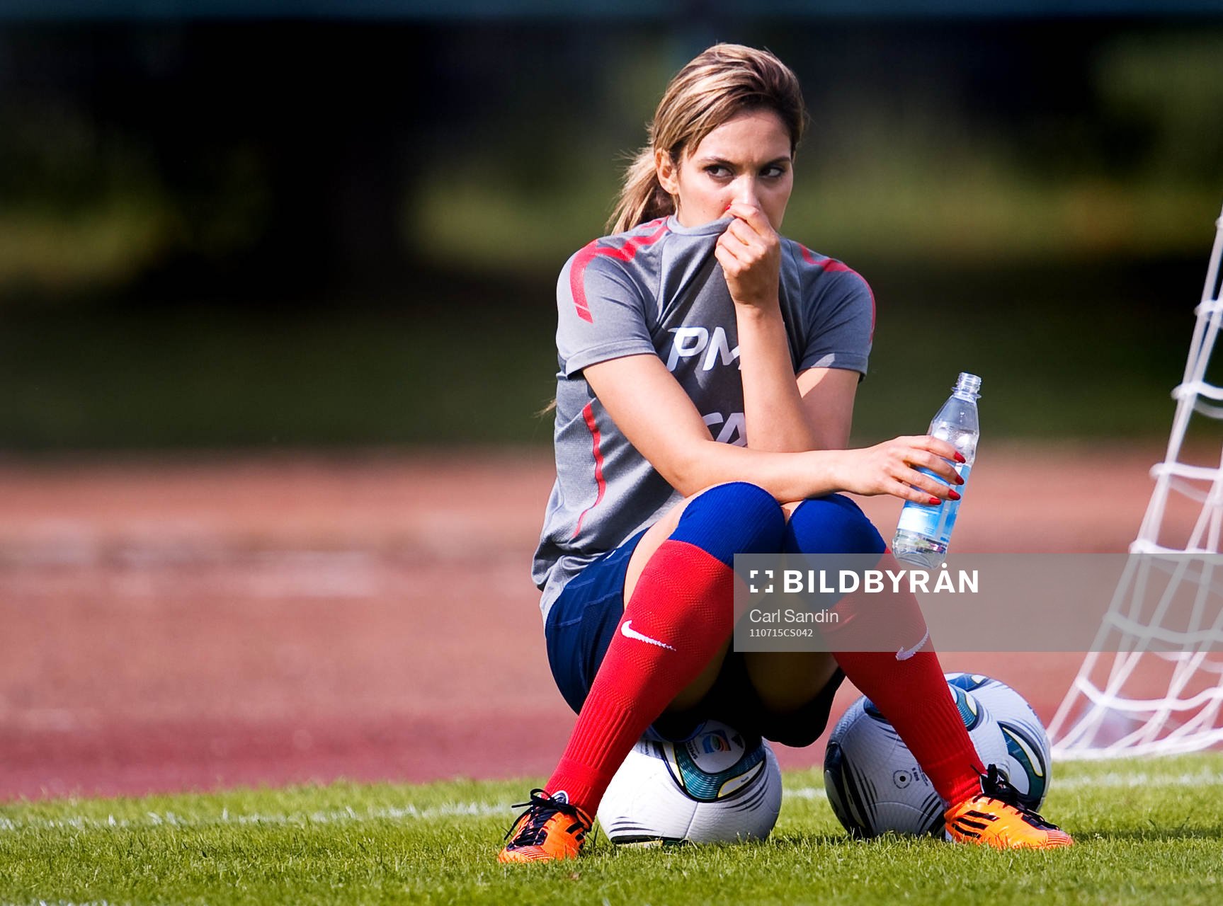 Louisa Necib, Frankrike