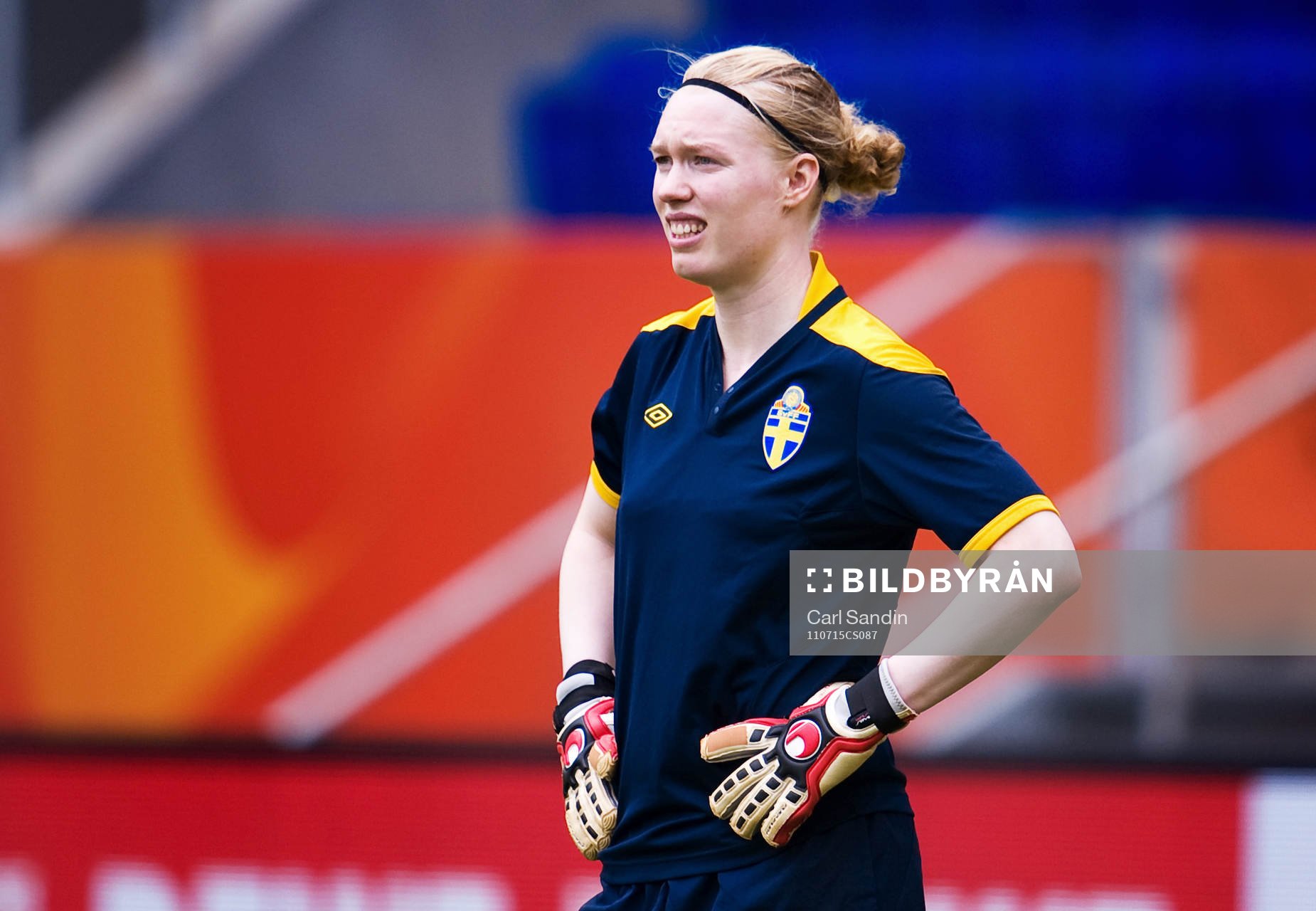Hedvig Lindahl, målvakt