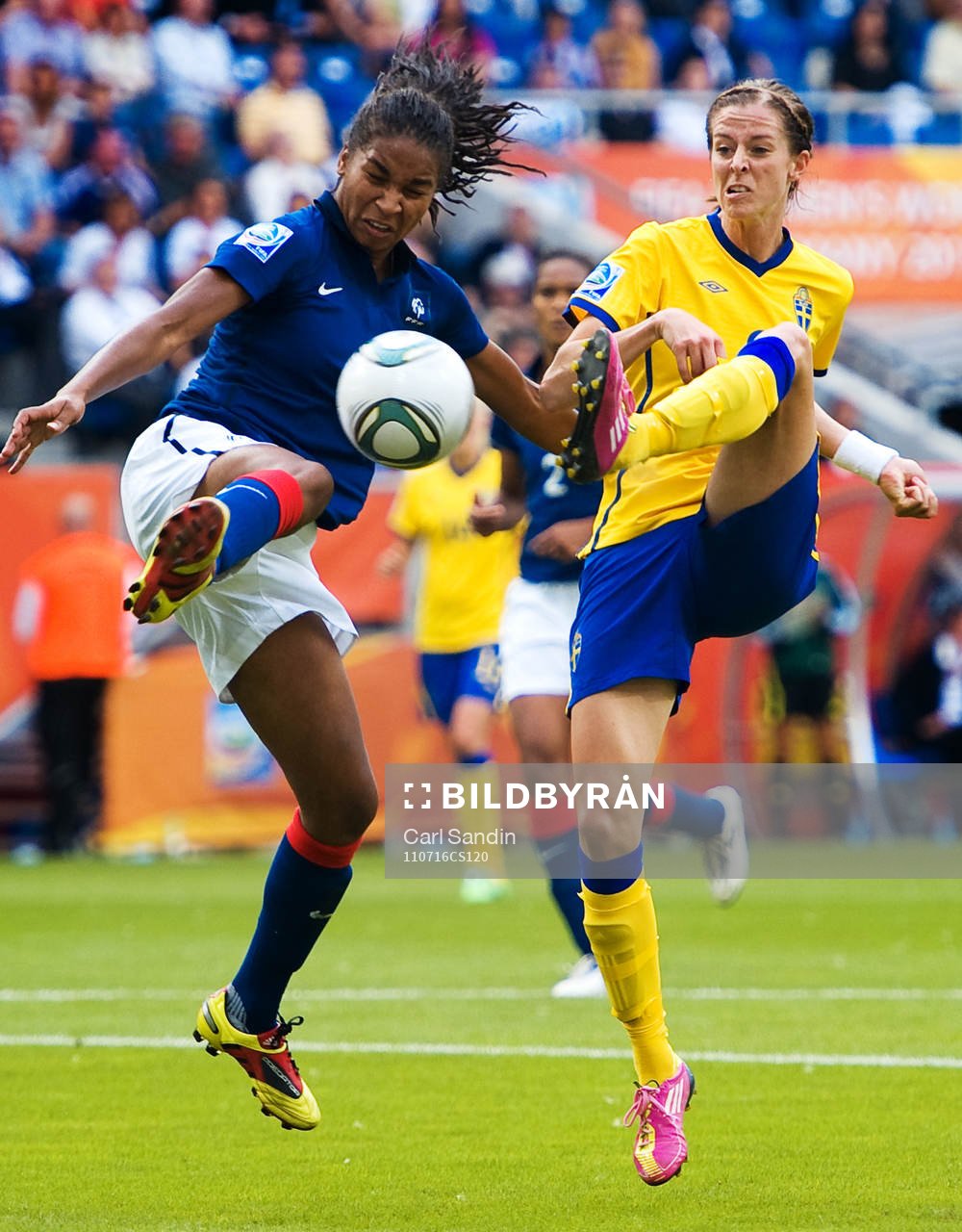 Laura Georges, Frankrike, Lotta Schelin, Sverige