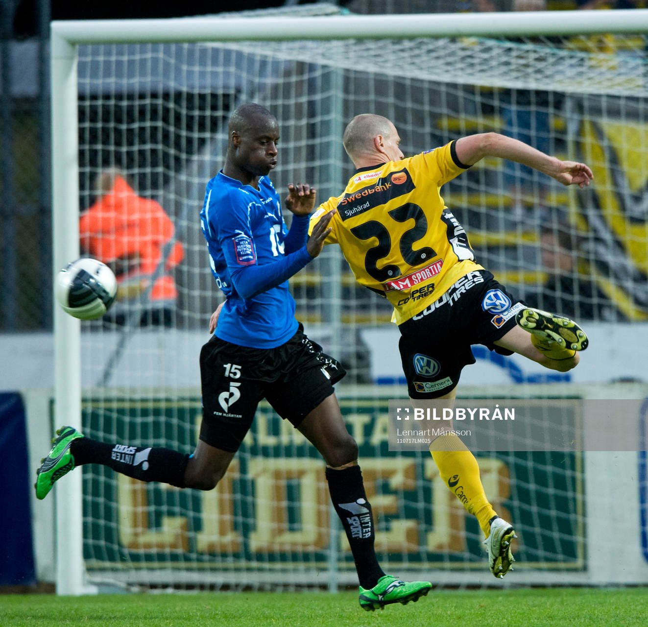 Joe Sise, Halmstad och Andreas Augustsson, Elfsborg