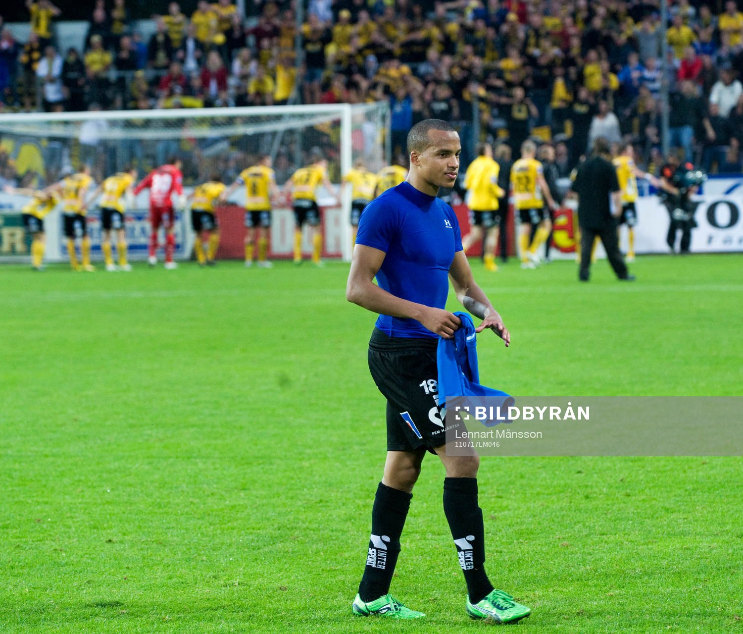 Elfsborg tackar fansen, medan Marcus Olsson, Halmstad,