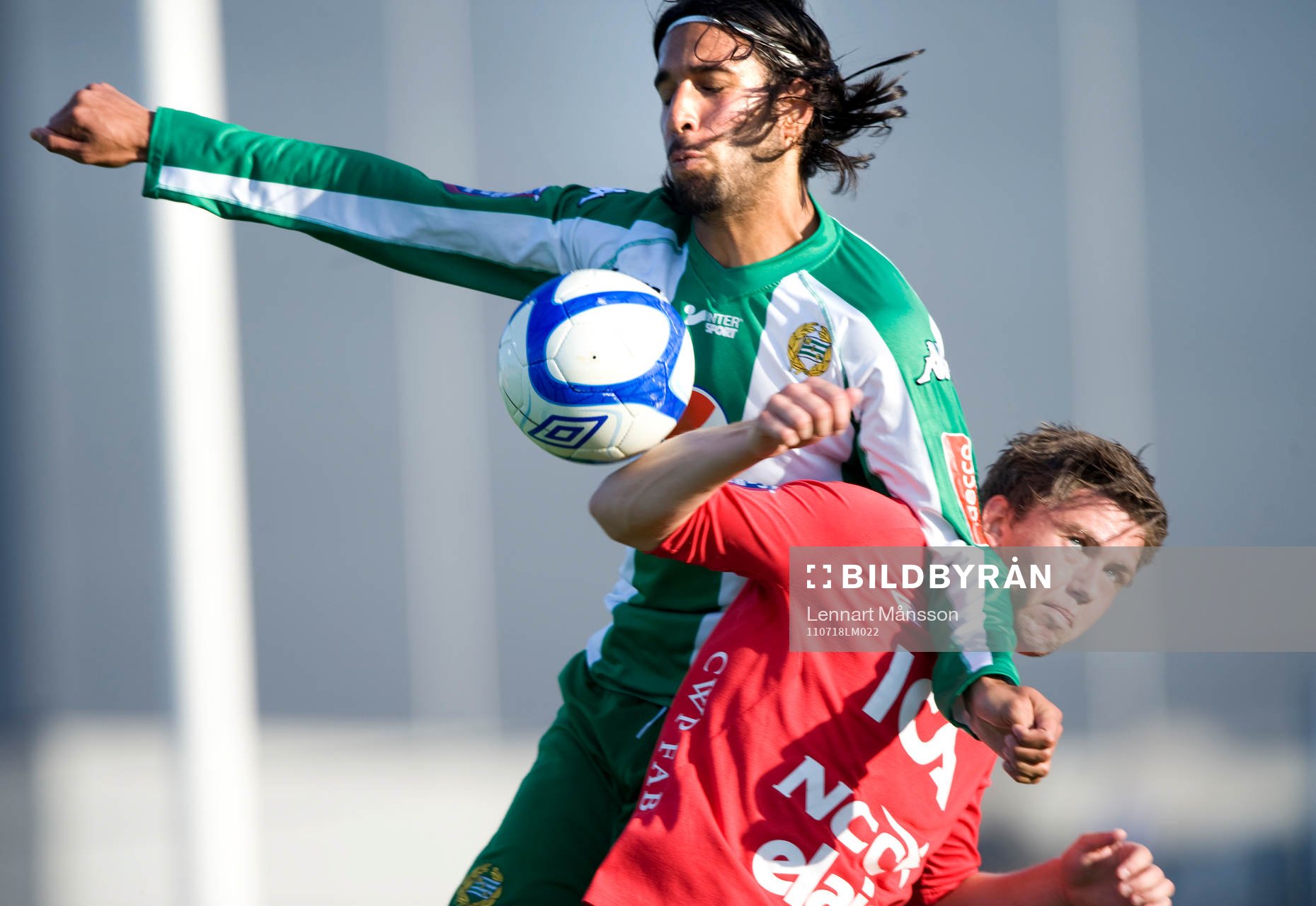 Sinan Ayranci, Hammarby, trycker till Karl-Johan Lindblad,