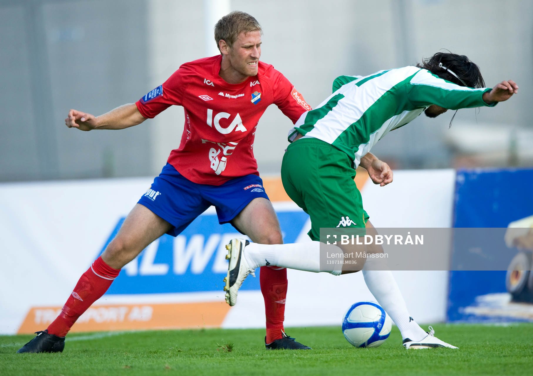 Sinan Ayranci, Hammarby, trycker till Mario Vasilj, Öster
