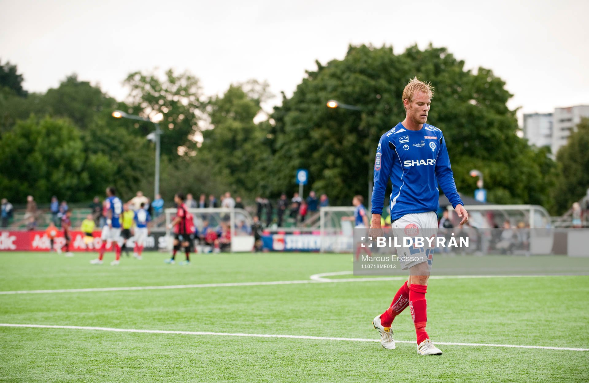 Oscar Möller, Åtvidaberg snackade till sig två gula kort