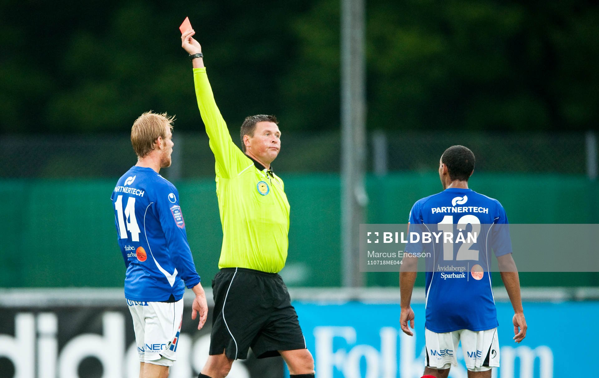 Oscar Möller, Åtvidaberg pratade till sig två gula kort