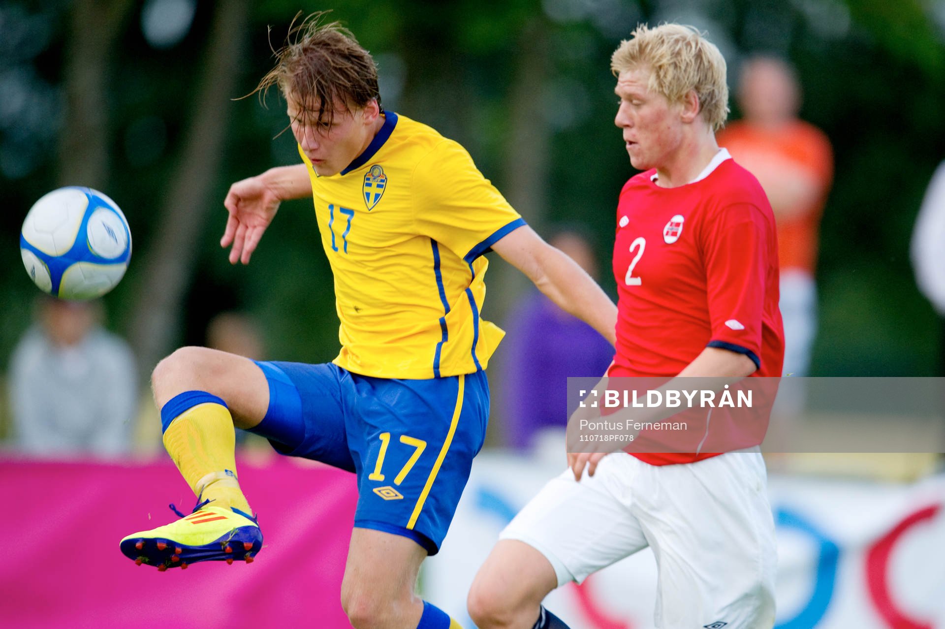 Viktor Söderström, Sverige, gör 1-0, Jakob Glesnes, Norge