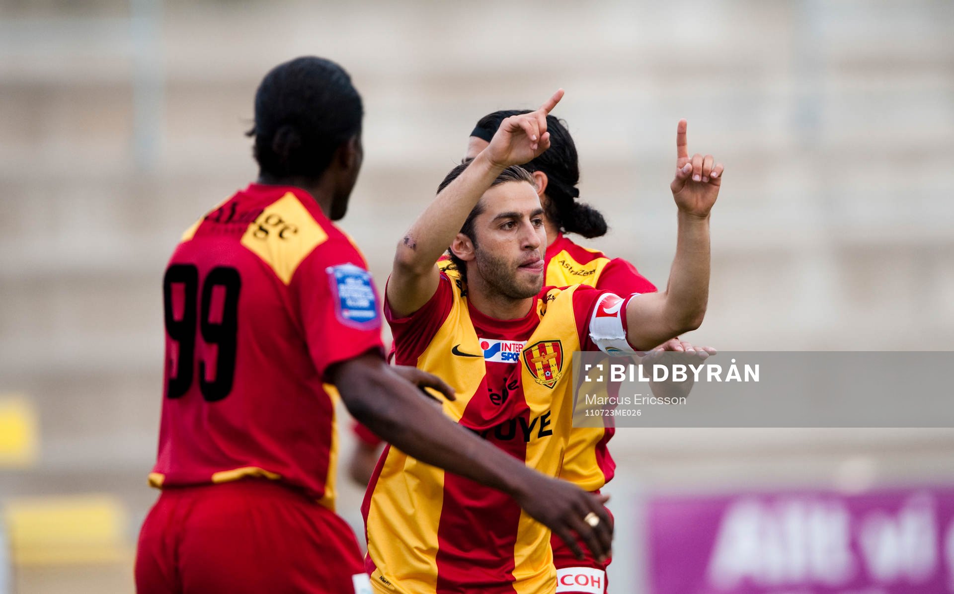 Nahir Oyal, Syrianska jubel