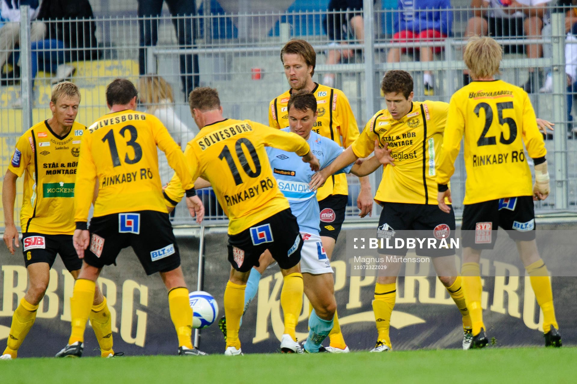 Marcus Hansson, Gefle, ensam mot mjällbyförsvaret